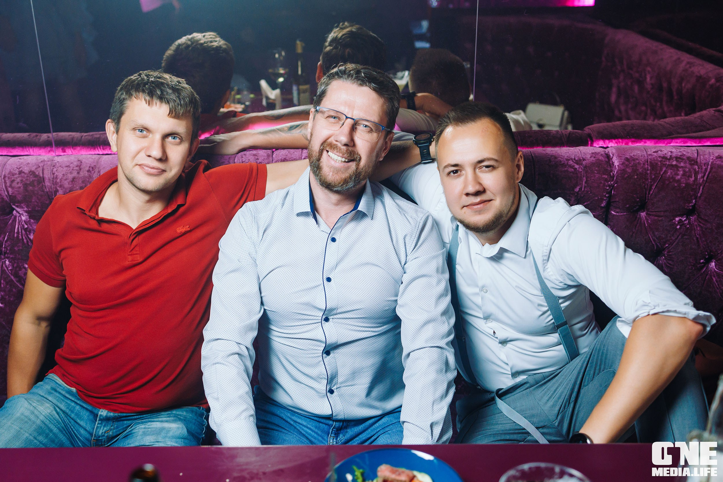 Фоторепортаж из караоке-клуба Эйфория. One Media Life: фоторепортажи, фотоотчеты с мероприятий и заведений