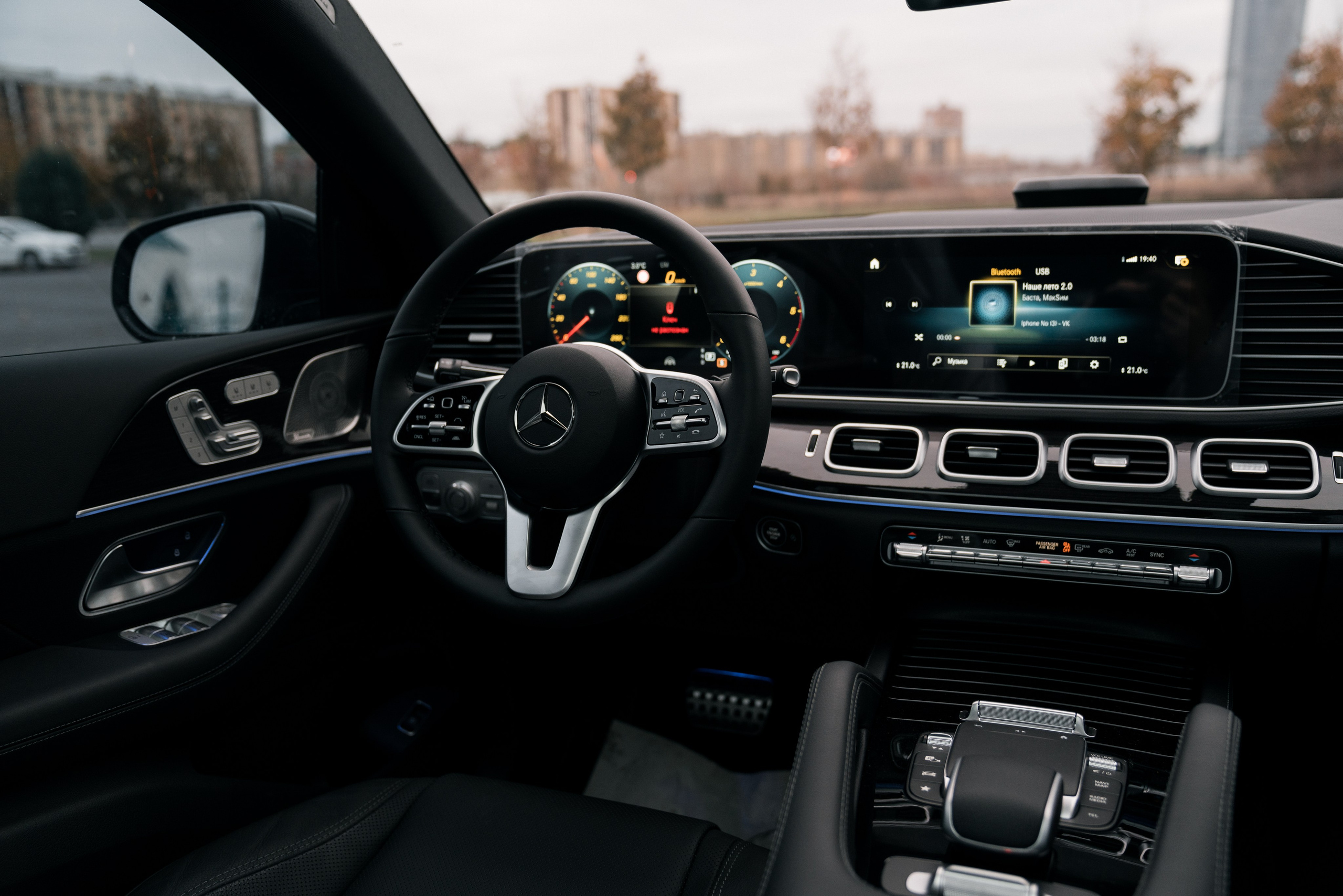 Mercedes-Benz GLE 400D. Идеальные портреты для соцсетей — Фотограф Ленар