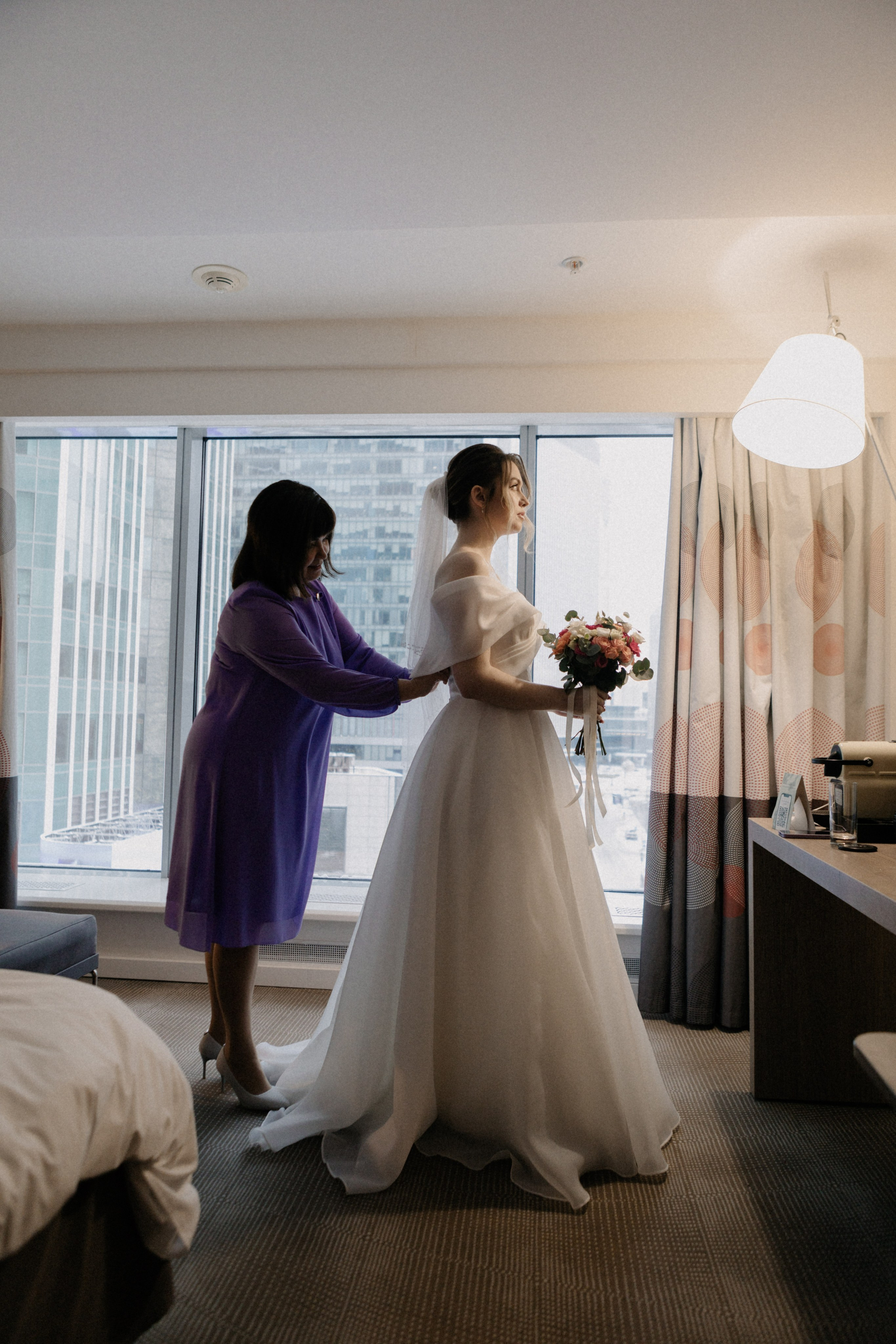 Ксюша и Илья. Утро в отеле роспись в Birds. Свадебный и портретный фотограф в Москве Анастасия Масюк