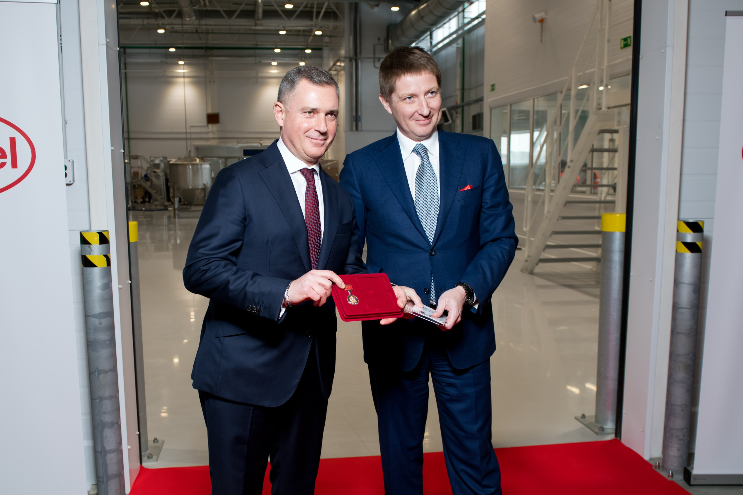 Открытие завода Henkel в Ногинске. Репортажный фотограф и видеограф Слава Думчев. Тимбилдинги, отчетники, корпоративы