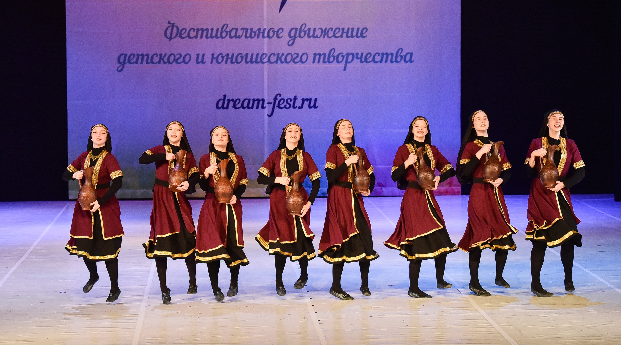 30.11.2024 Фестивальное движение «Шаг к мечте» Москва. Медиастудия Фото Концепт