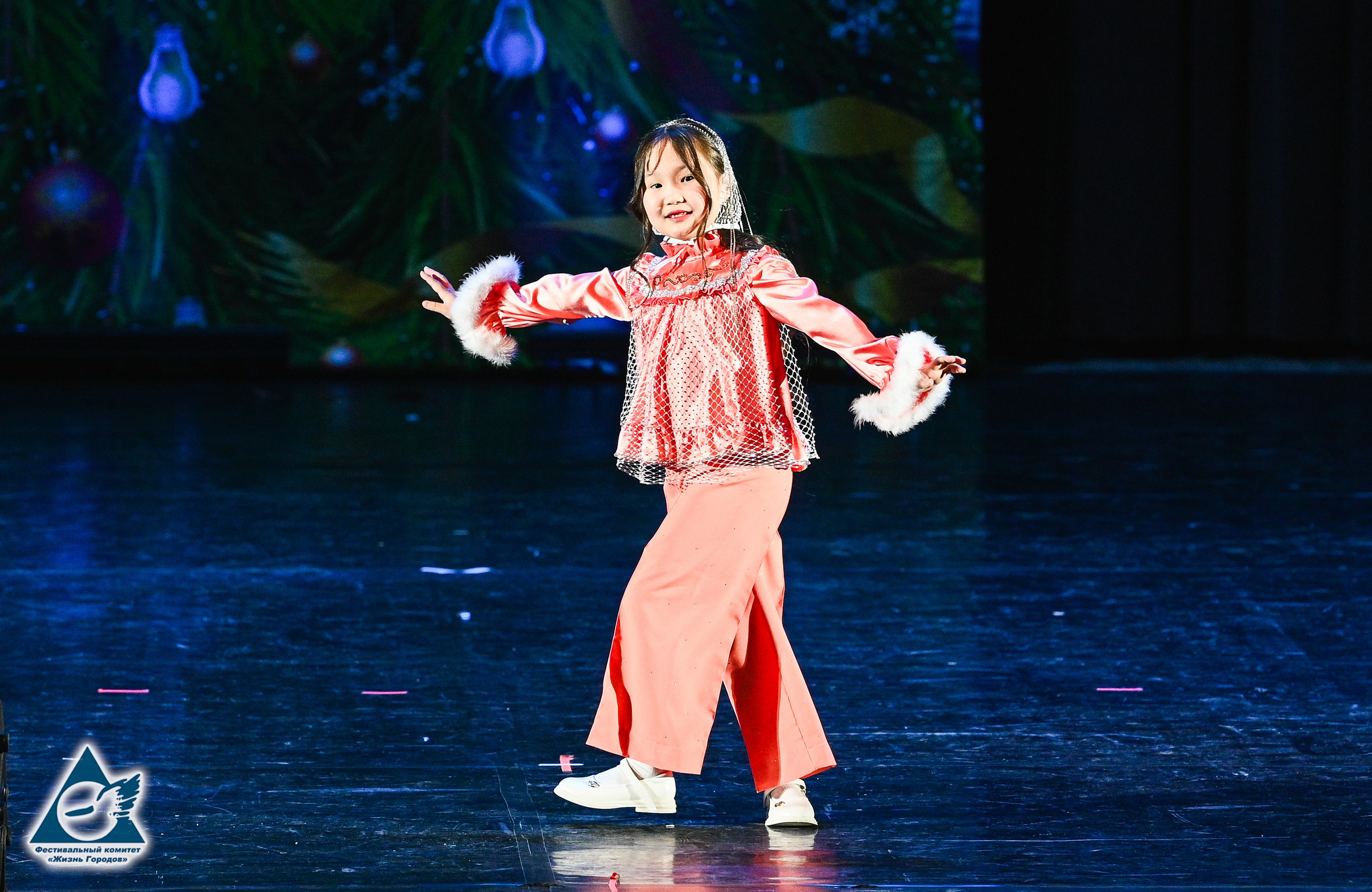 06.01.2026 «Жизнь Городов» Фестиваль-конкурс «Рождественские звёзды» г. Москва. Медиастудия Фото Концепт