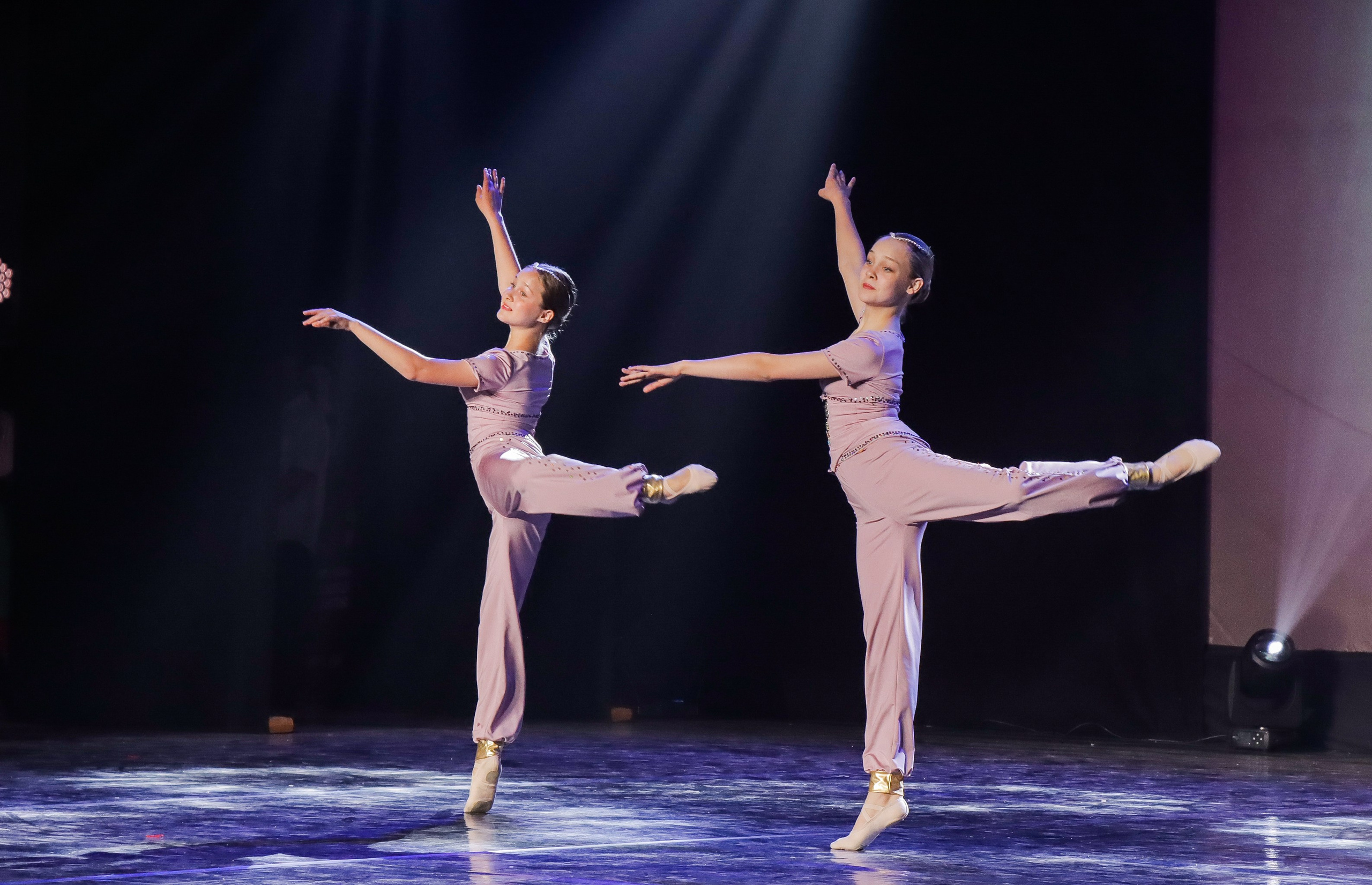 01.06.2024 Фестиваль-конкурс «Мир под названием — Искусство танца» г. Кострома. Медиастудия Фото Концепт