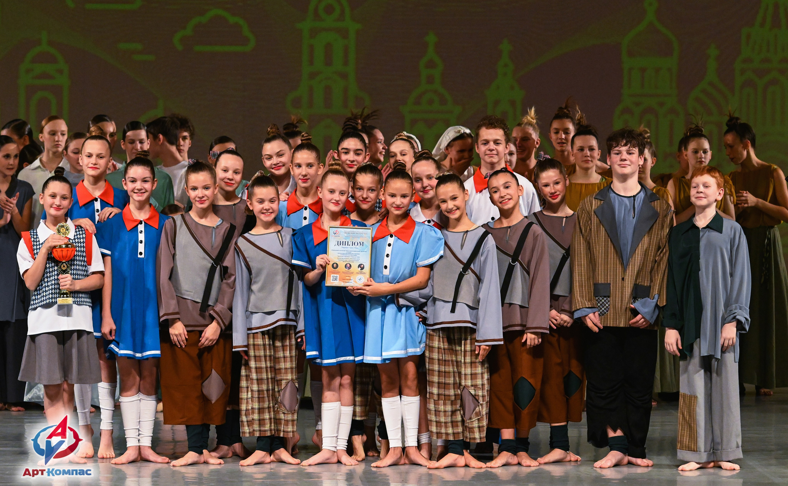 05.10.2025 Всероссийский фестиваль талантов «НЕВСКИЕ ВСТРЕЧИ» г. Санкт-Петербург. Медиастудия Фото Концепт