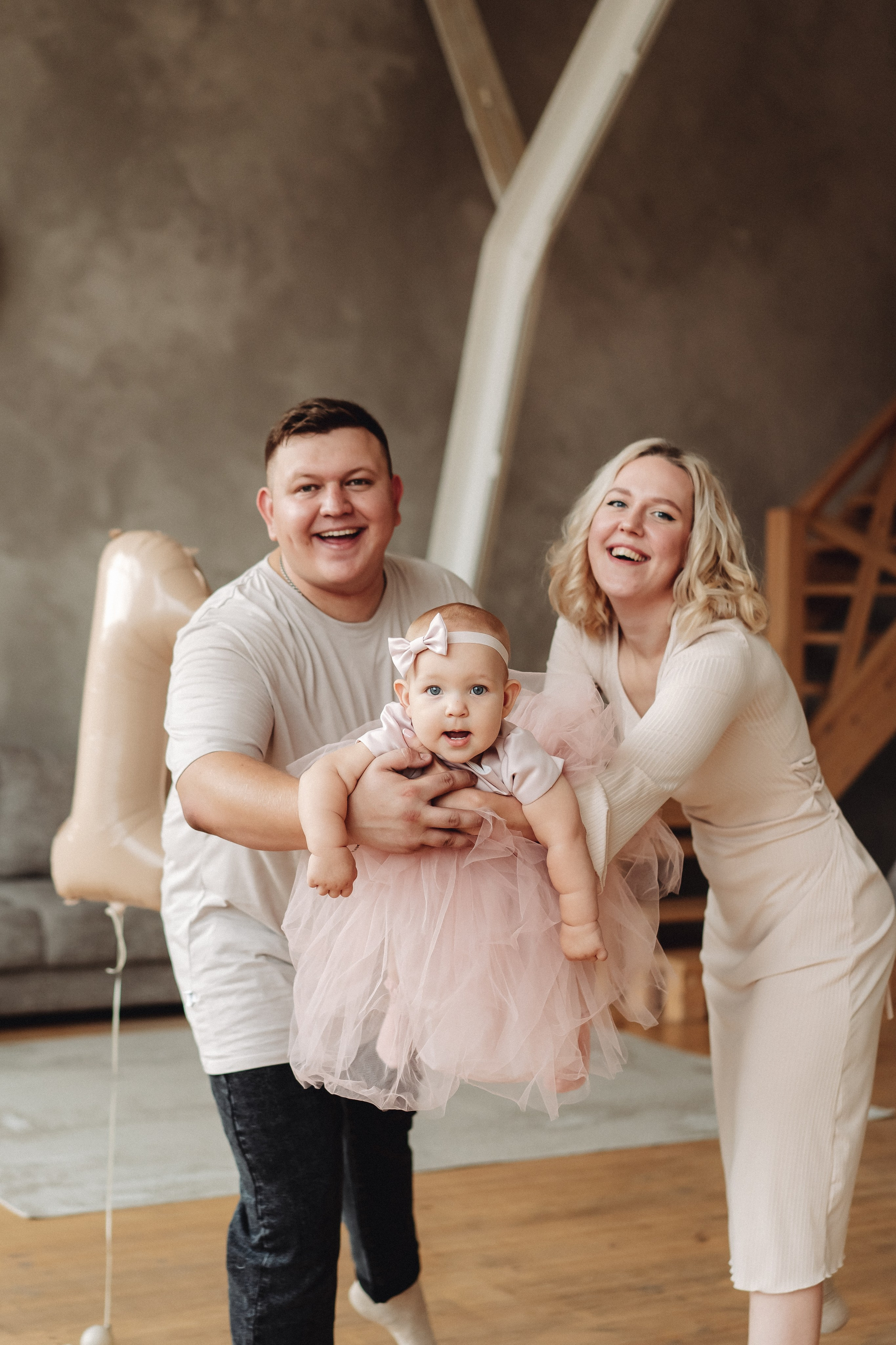 ДР в большой студии. Семейный и контент фотограф в Красноярске Власова Екатерина