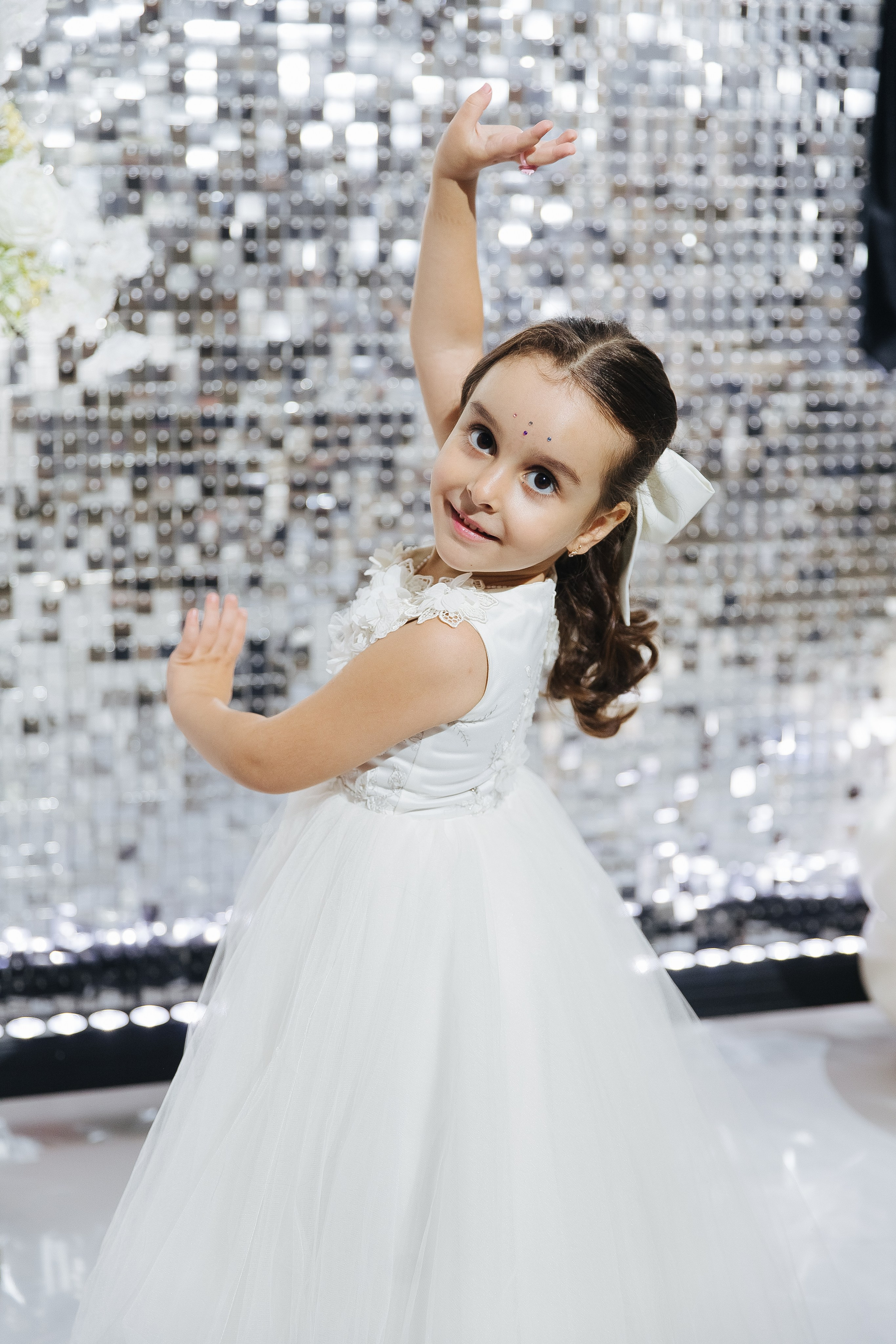 Ани и Назели. 35&5 День рождения, «Янтарь». Фотограф в Красноярске Надежда Воскресенская