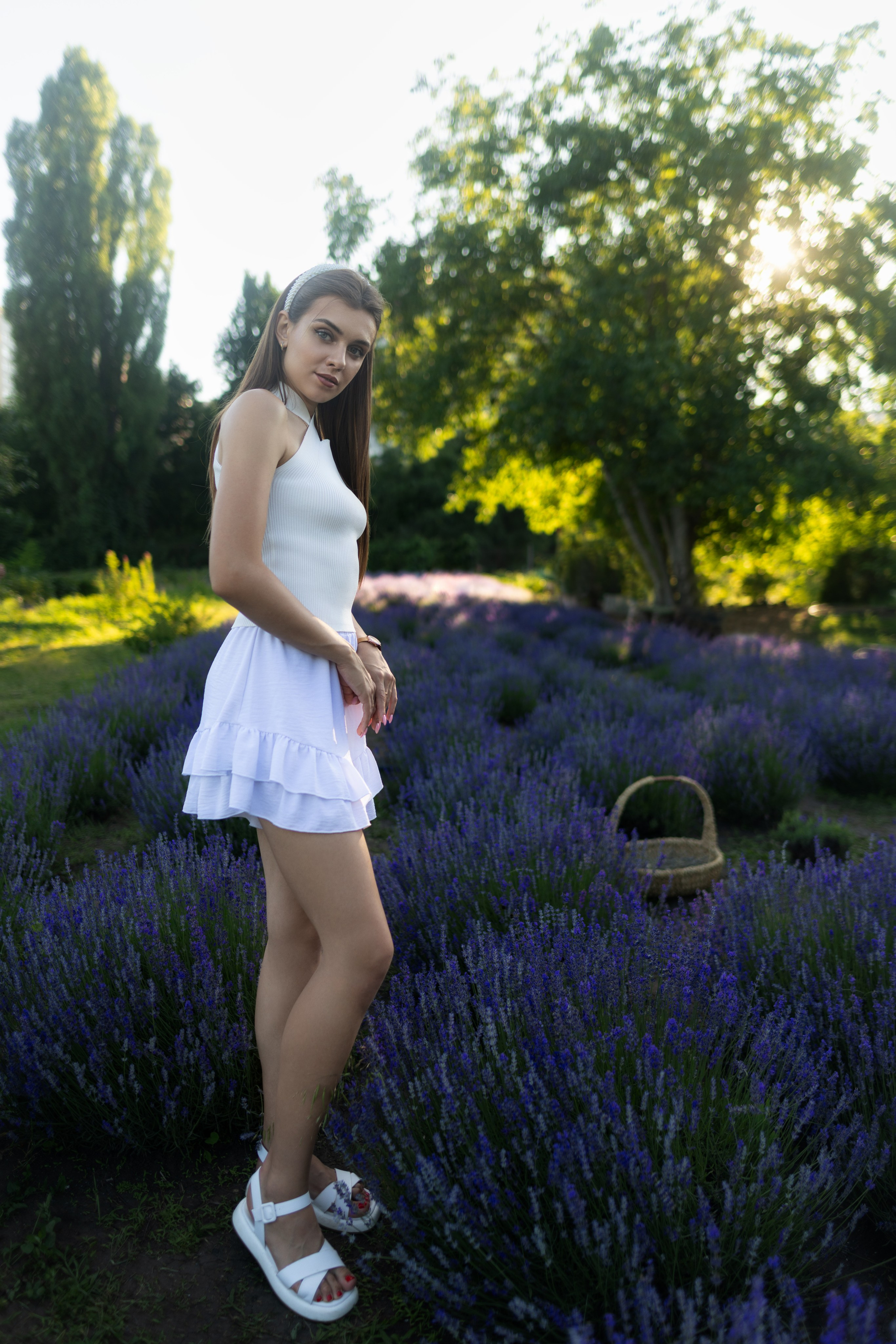 Съемка с Кариной в поле с лавандой в формате для «себя». Дмитрий Шульгин, портретный фотограф в Воронеже