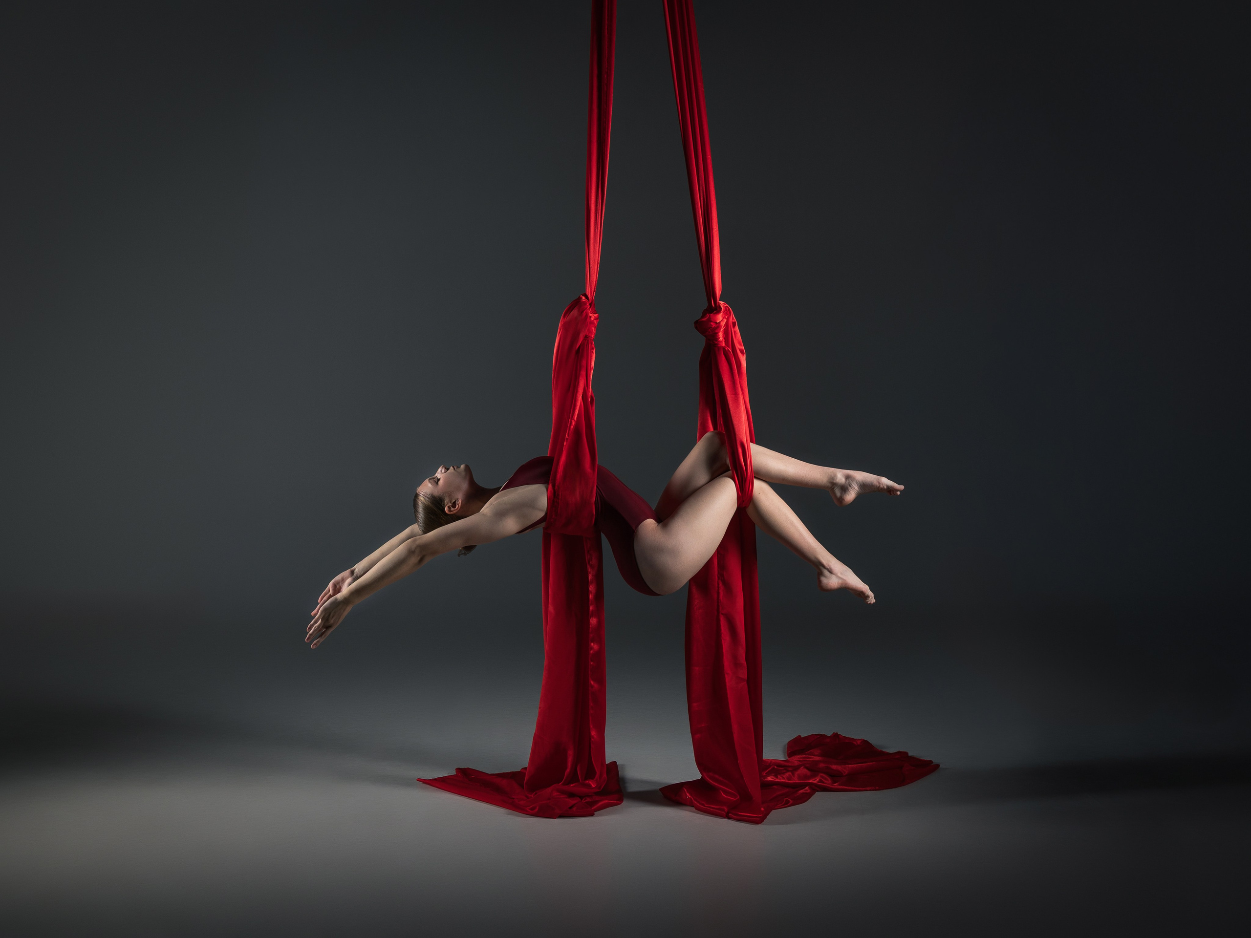 Воздушная гимнастика. Sport Art Foto