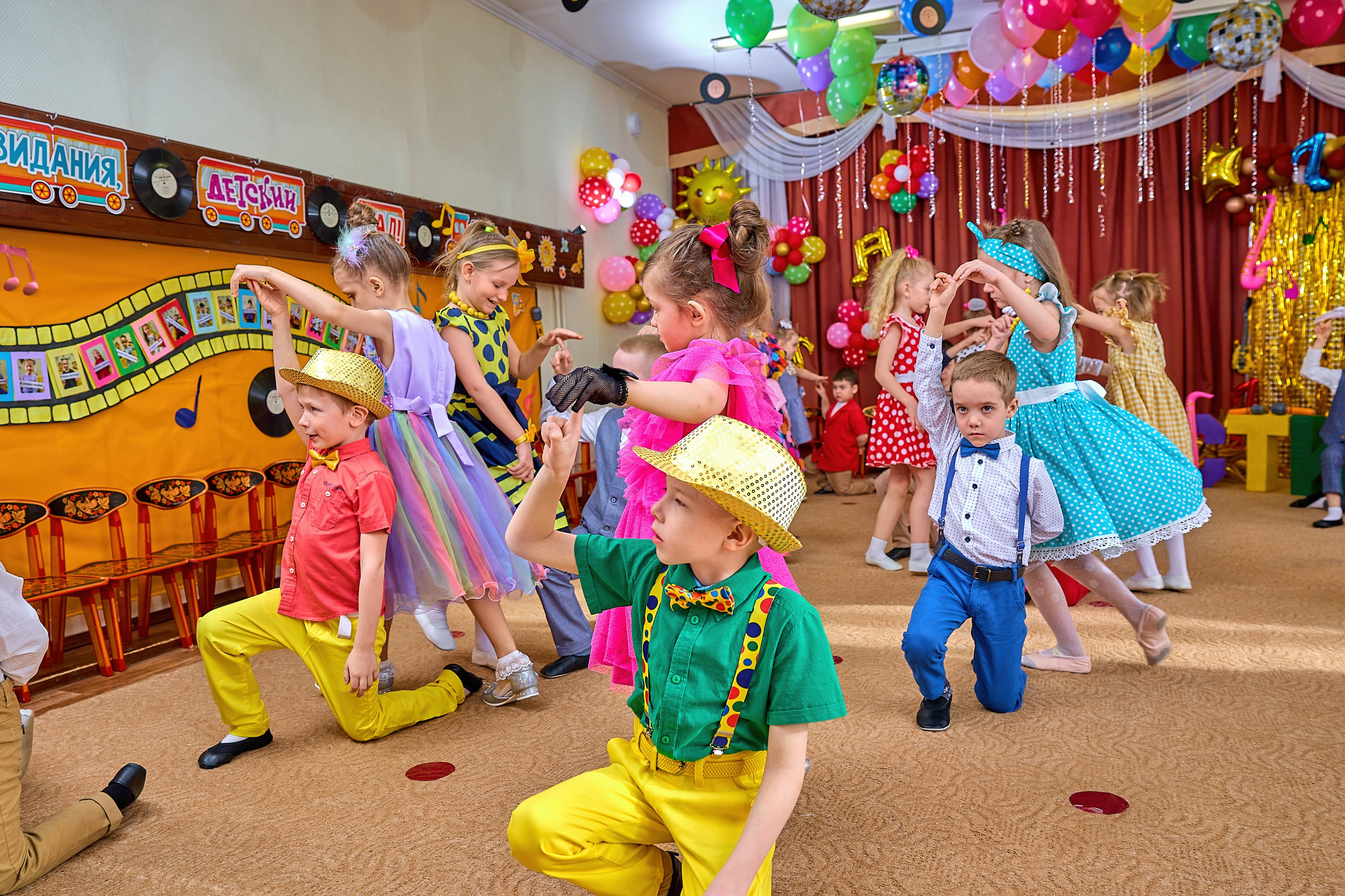 Фотосъёмка выпускного утренника в детском саду. Выпускные альбомы в Москве фотограф Алина Пащук