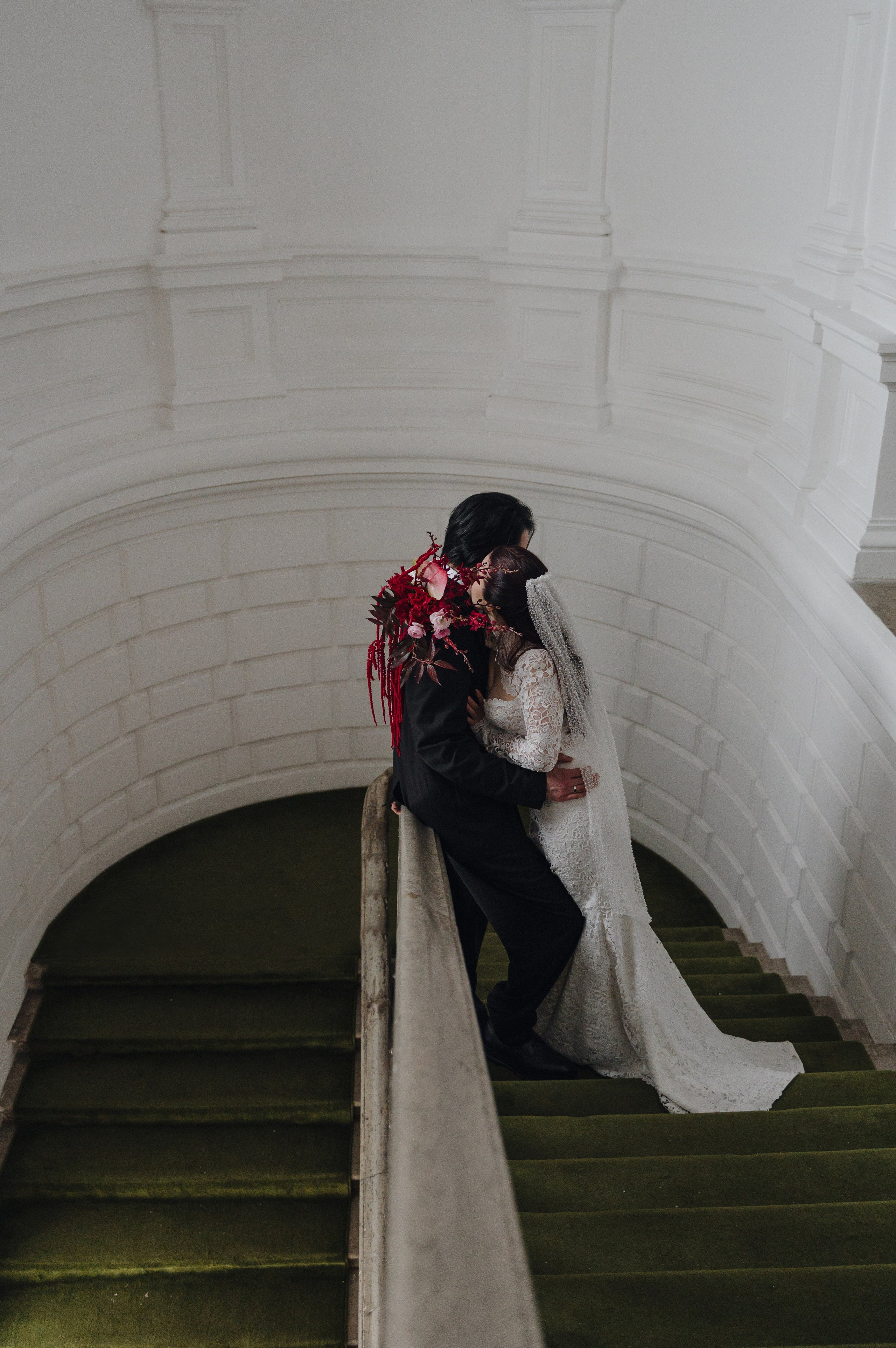 Денис и Анастасия. Метрополь и Особняк Спиридонова. Свадебный фотограф Москва и Санкт-Петербург. Анастасия Чудина