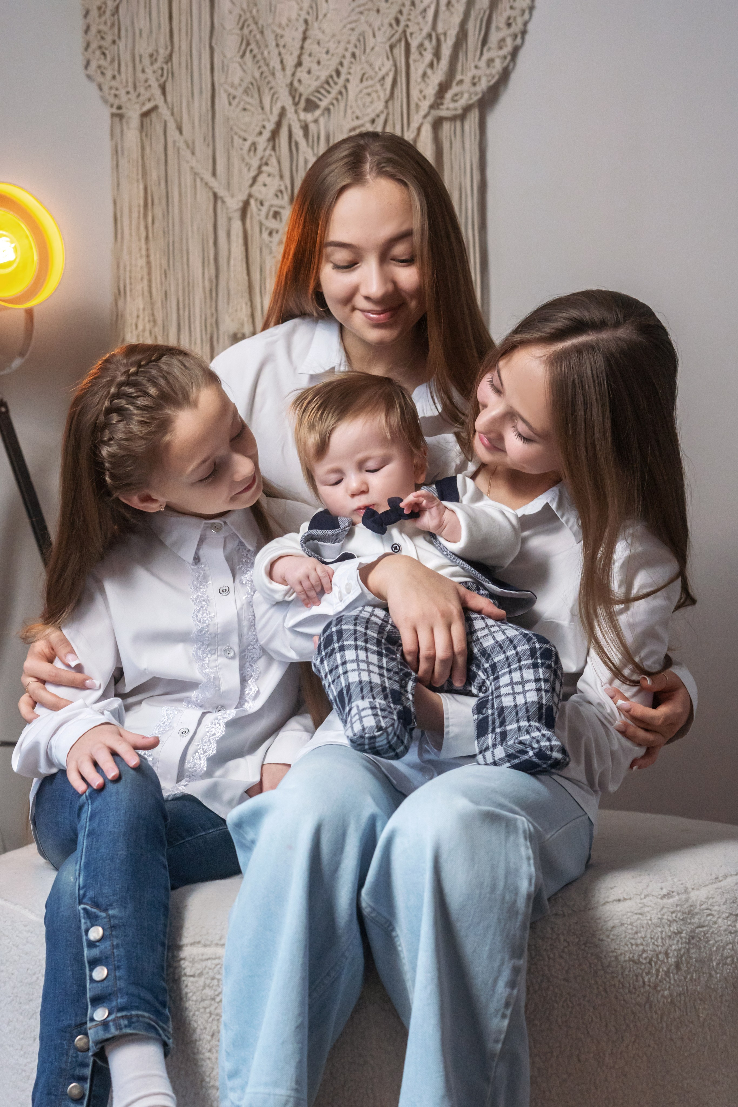 Семейная съемка. Мила Посвит Фотограф новорожденных в Тобольске