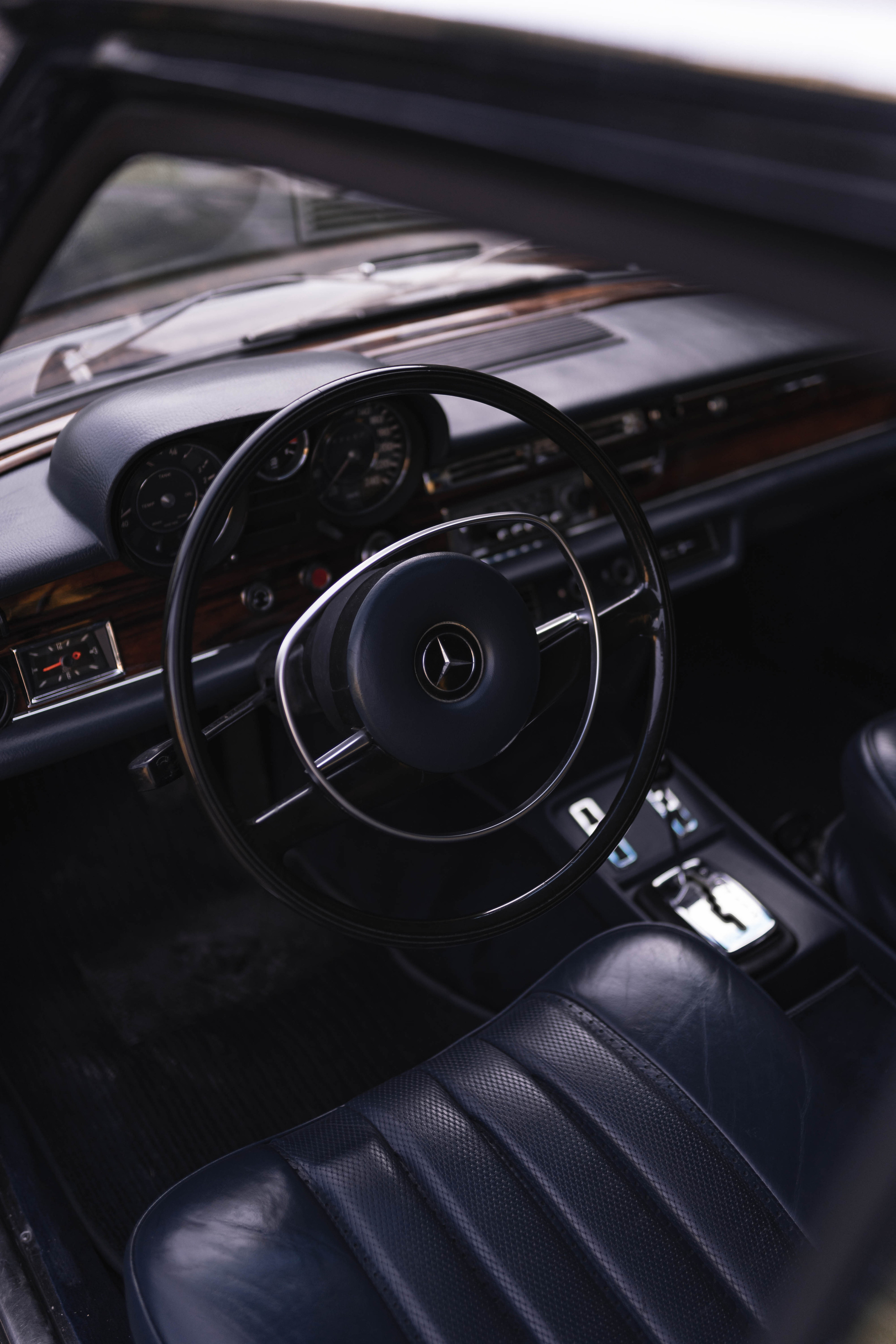 Mercedes-Benz 300 SEL. Чен Станислав | Автомобильный фотограф | Алматы, Казахстан