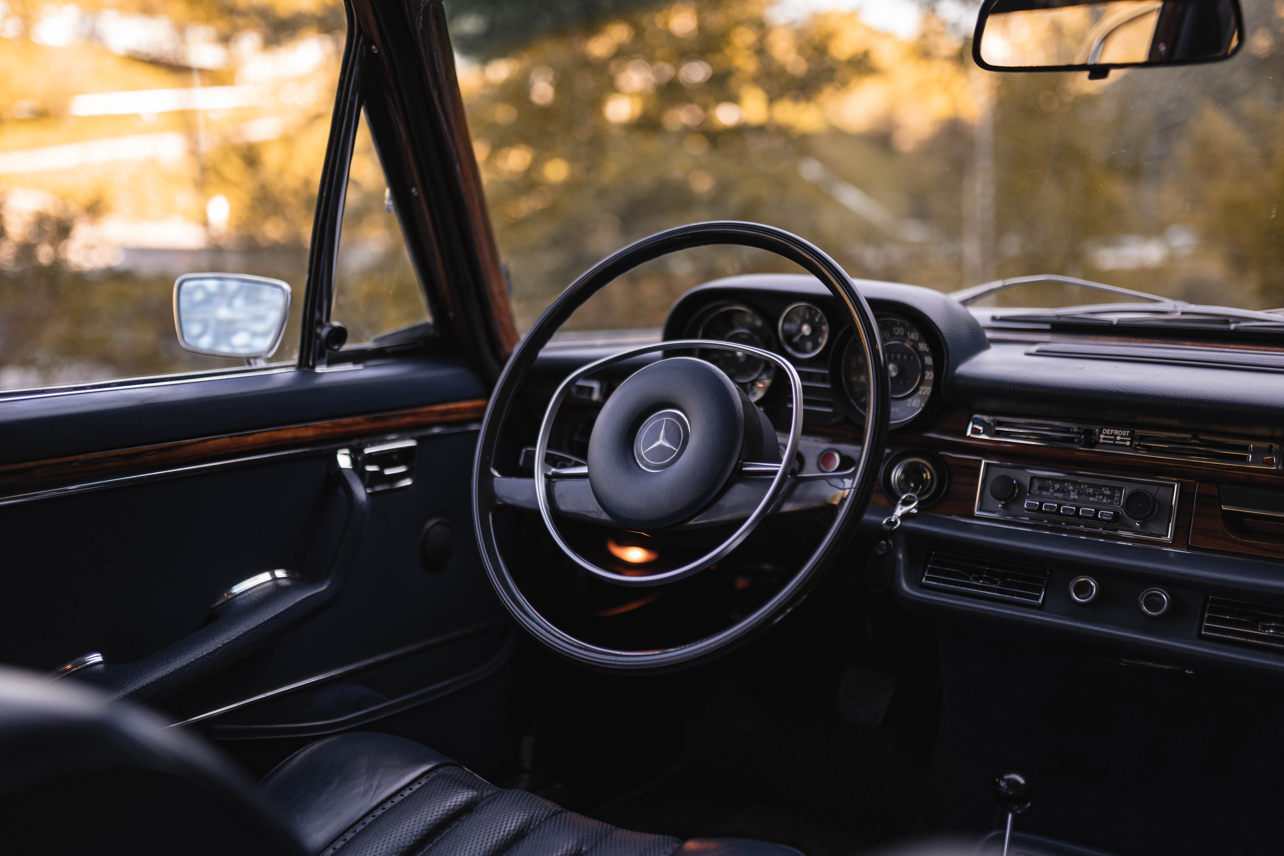 Mercedes-Benz 300 SEL. Чен Станислав | Автомобильный фотограф | Алматы, Казахстан