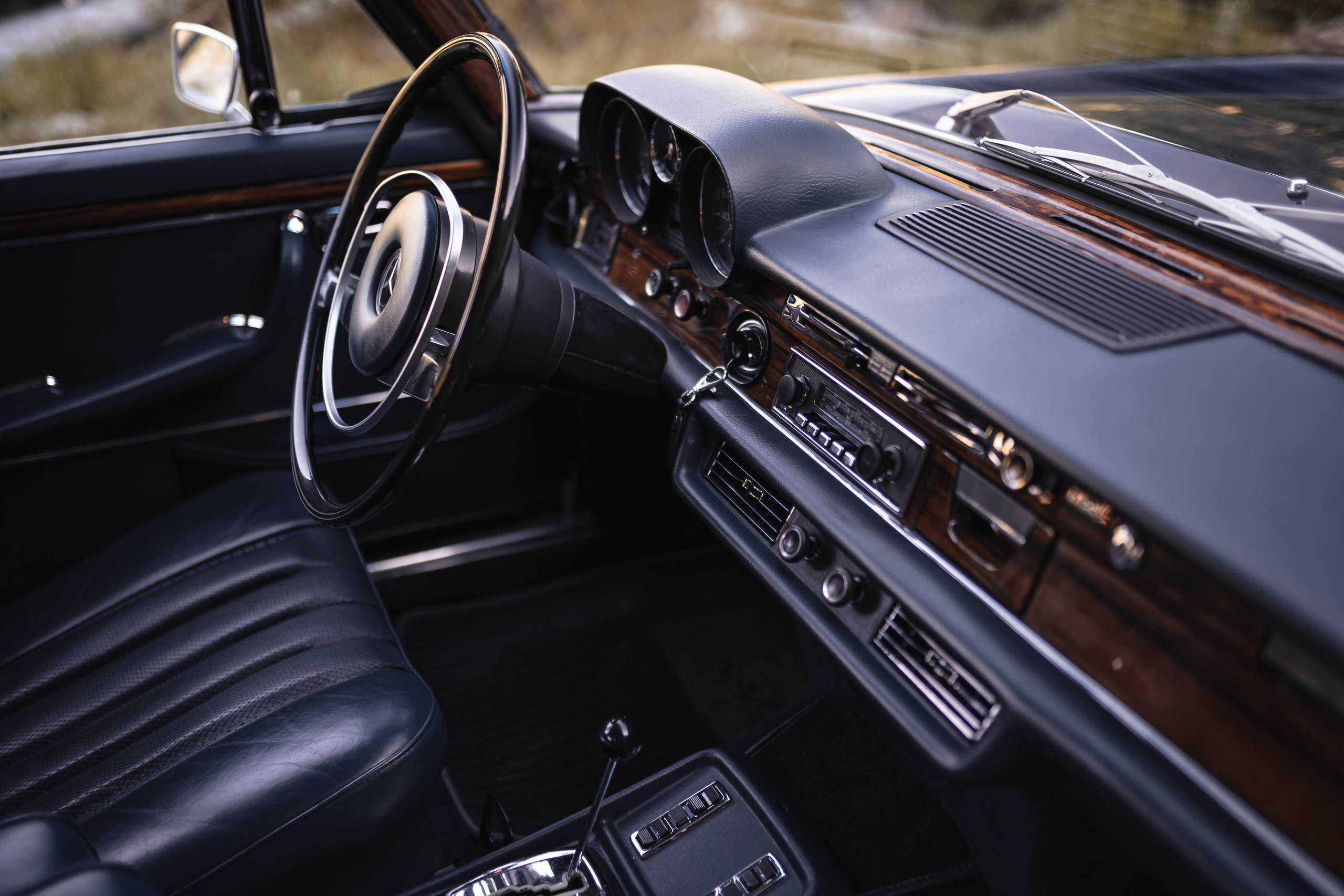 Mercedes-Benz 300 SEL. Чен Станислав | Автомобильный фотограф | Алматы, Казахстан