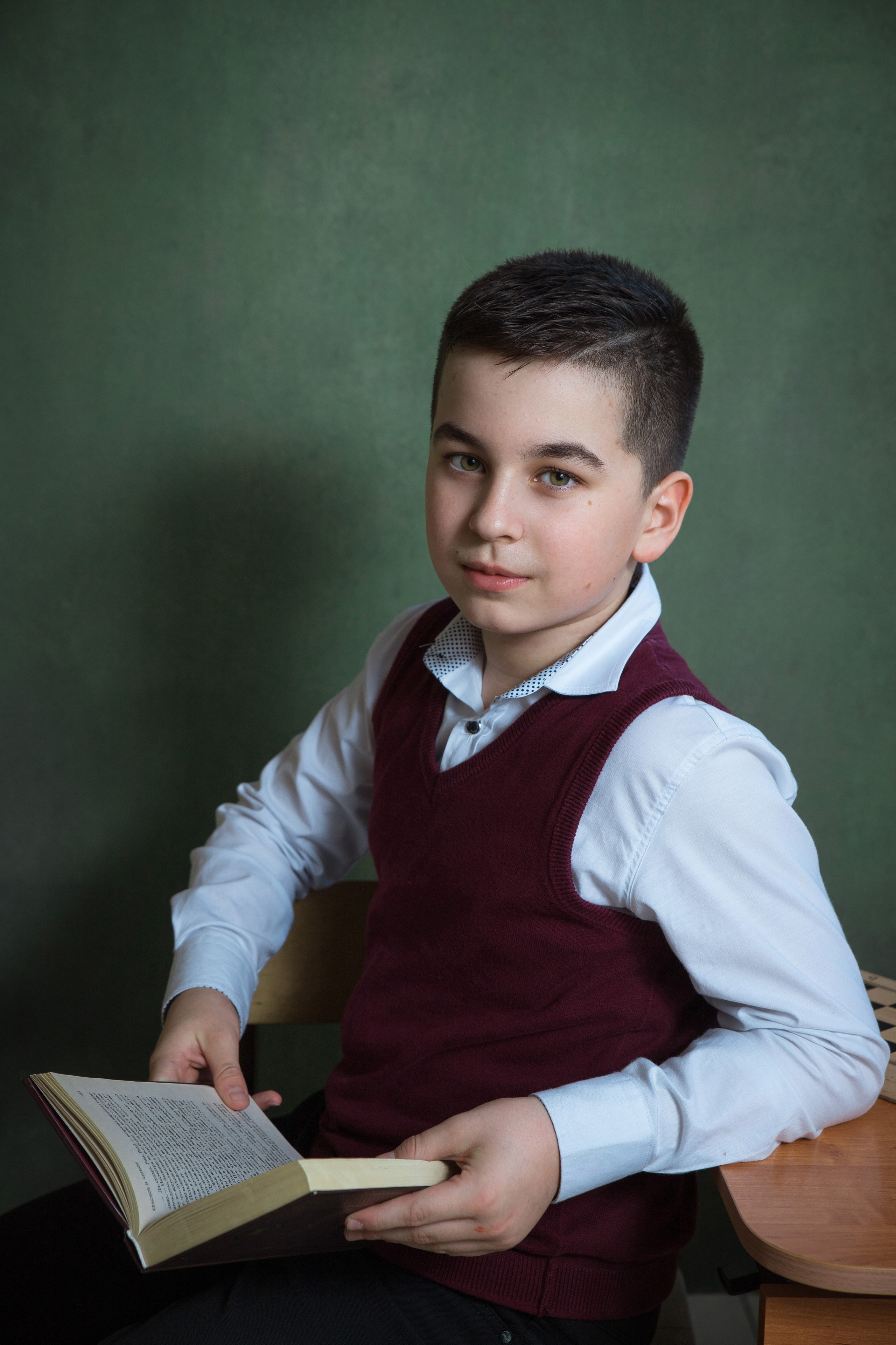 Средняя школа (портреты). Фотограф Ногинск Электросталь Наталья Осетрова