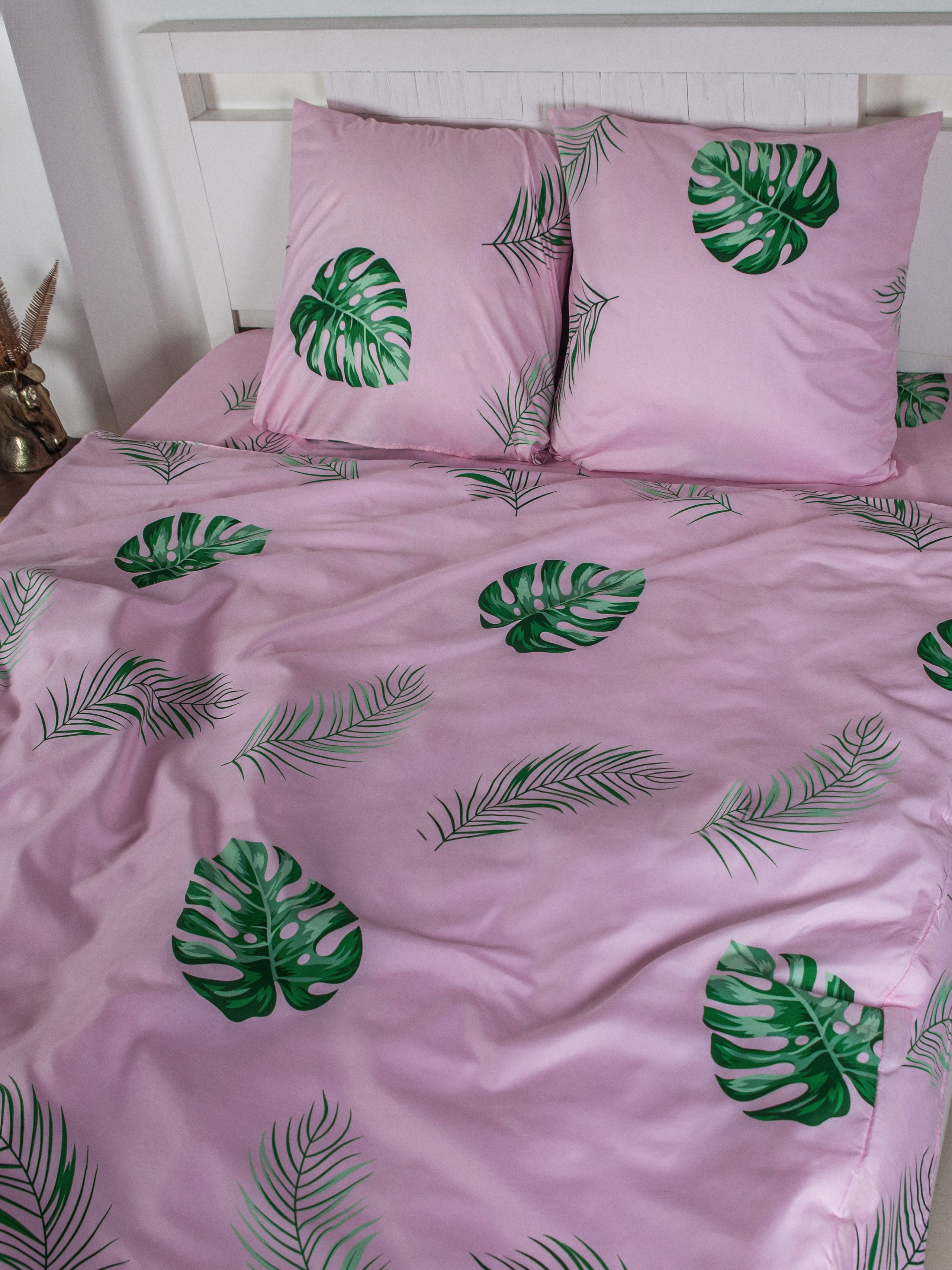 ПОСТЕЛЬНОЕ БЕЛЬЕ, ПЕЛЕНКИ, ДЕТСКОЕ БЕЛЬЕ И Т.Д. Фотограф и видеограф в Санкт-Петербурге Прилепин Слава