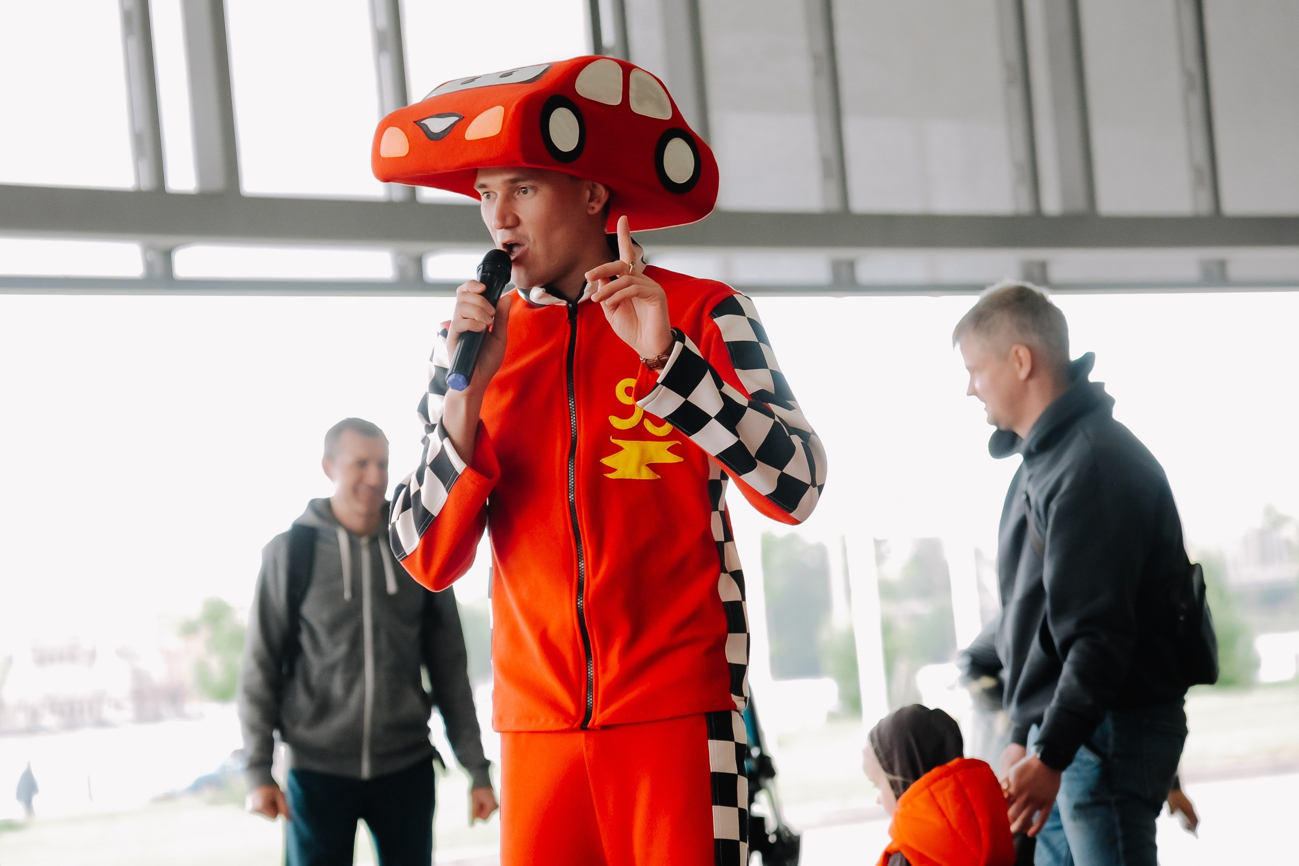 Рольф Октябрьская. Night2Day Санкт-Петербург