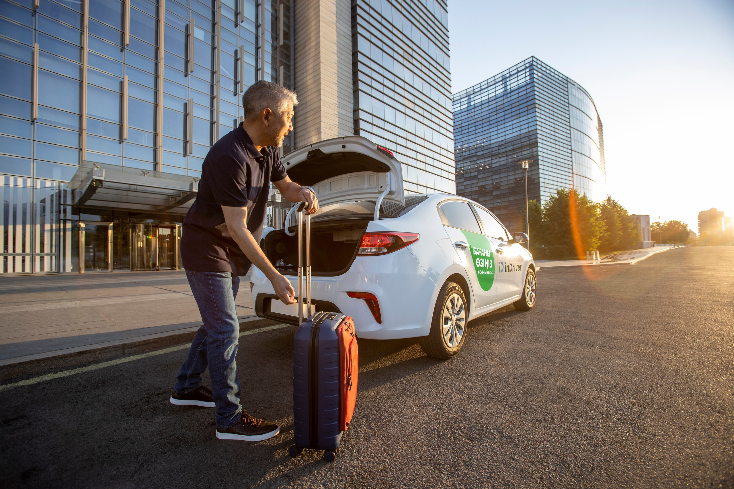 Реклама. Фотограф в Алматы Виктор Магдеев