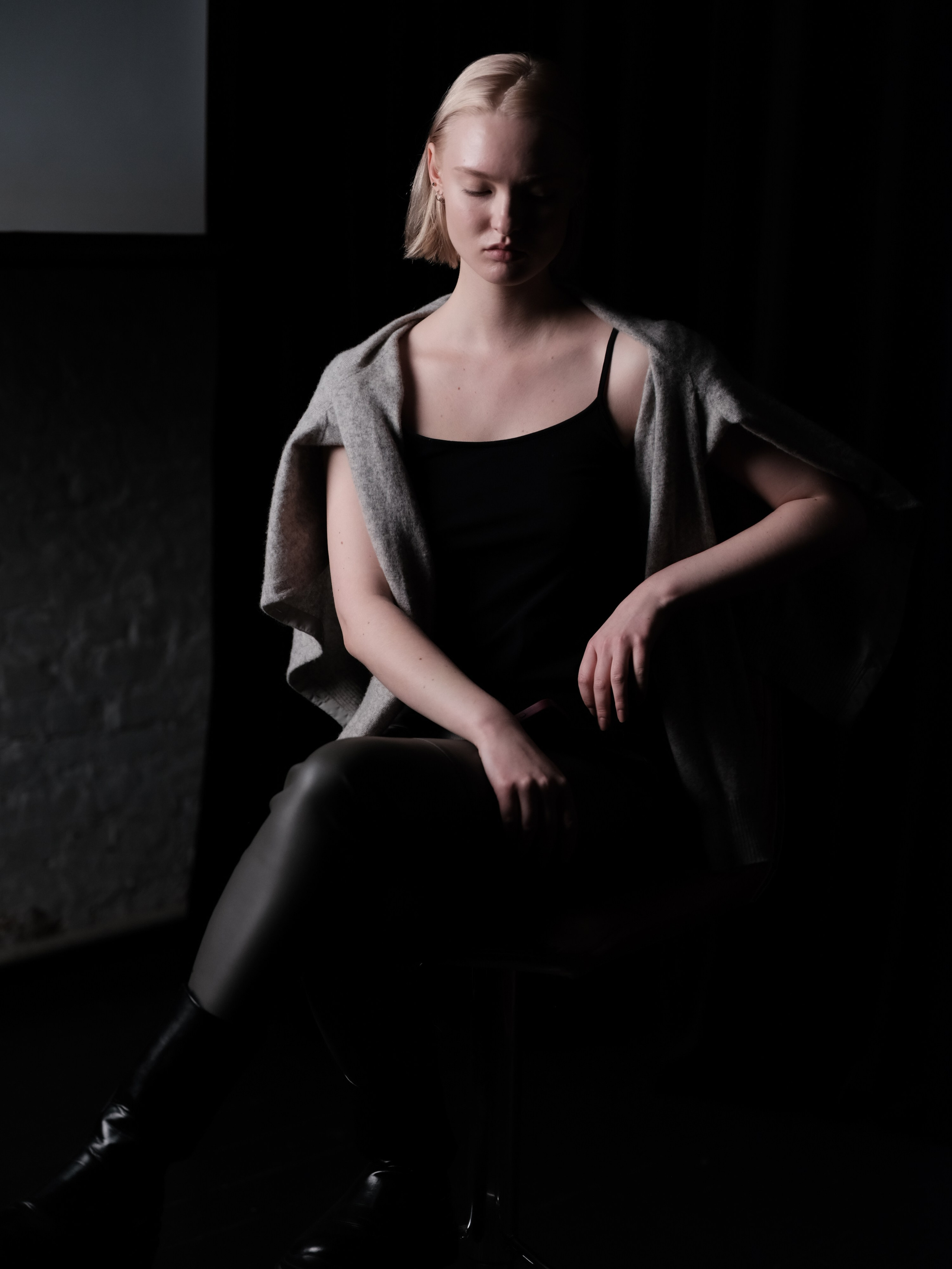 Даша. Фотограф в Москве и Праге: индивидуальные портреты, парные фотосессии