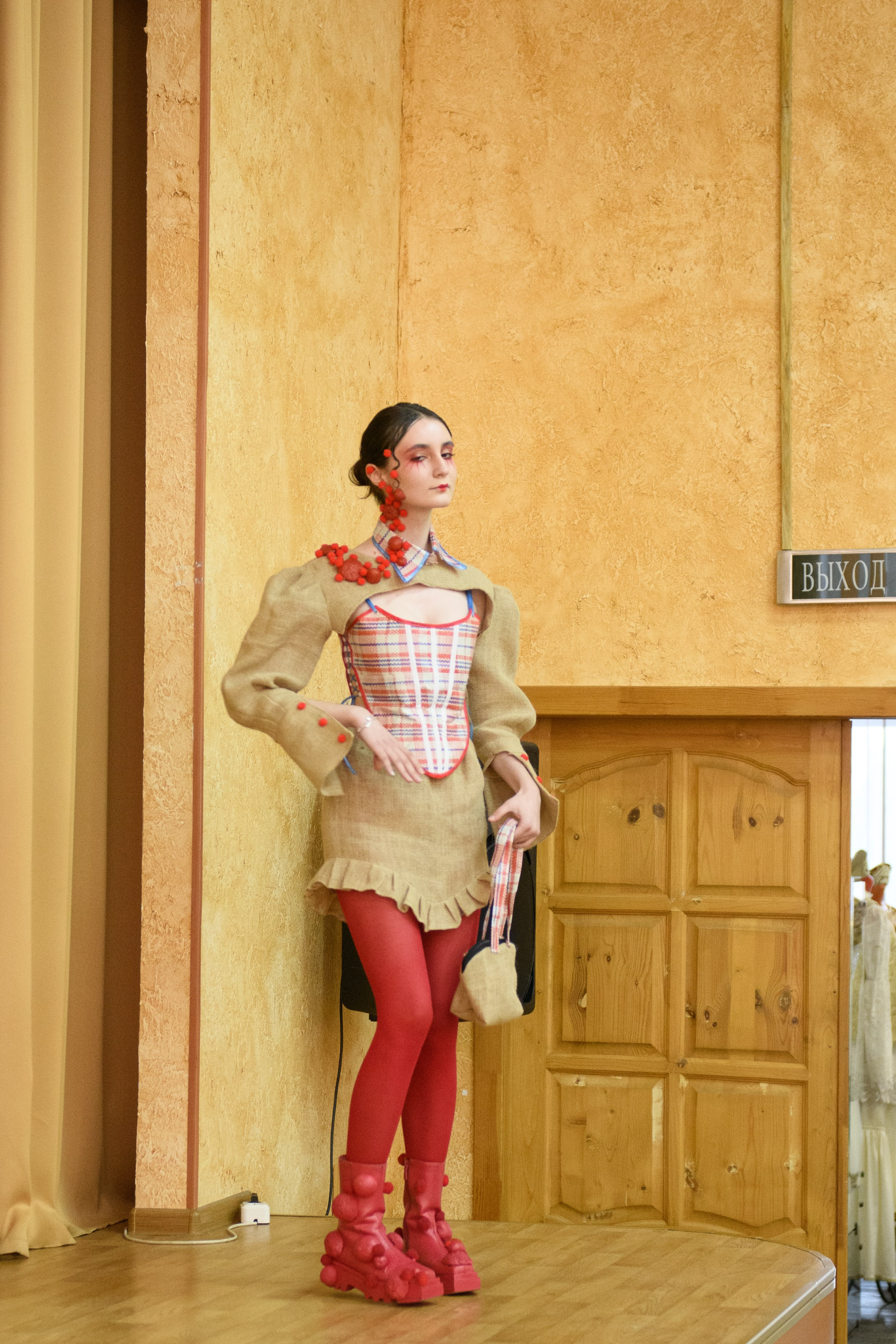 Фотосъемка конкурса молодых дизайнеров. Организация и проведение фотосъемок в Санкт-Петербурге. Фотограф Смирягин Илья