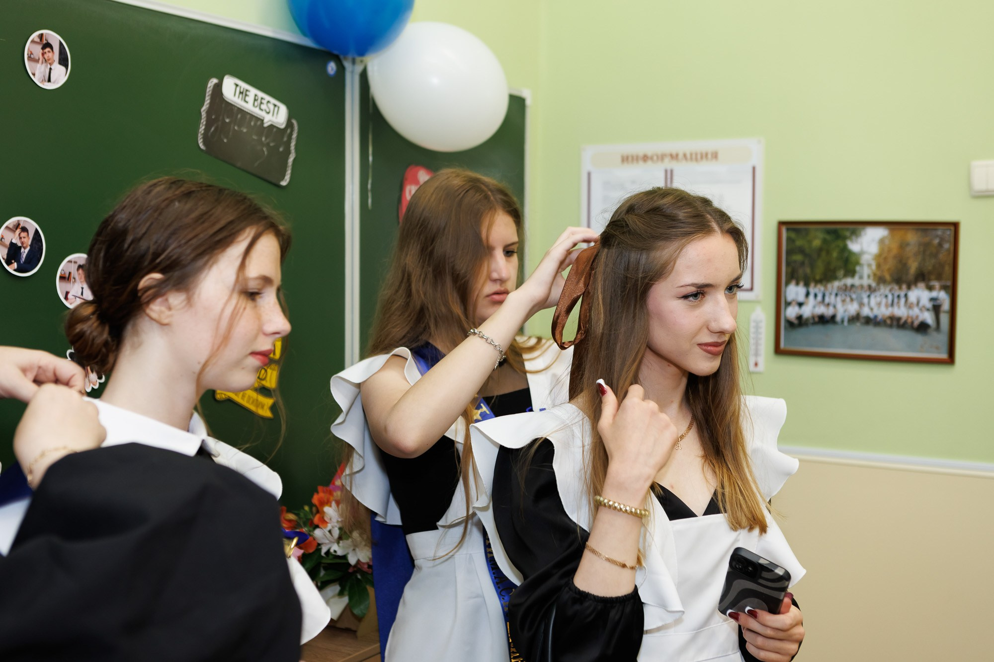 Последний звонок в Гимназии № 1, г. Севастополь. Свадебный фотограф, фотосъемка в Крыму, Севастополе, Симферополе, Ялте