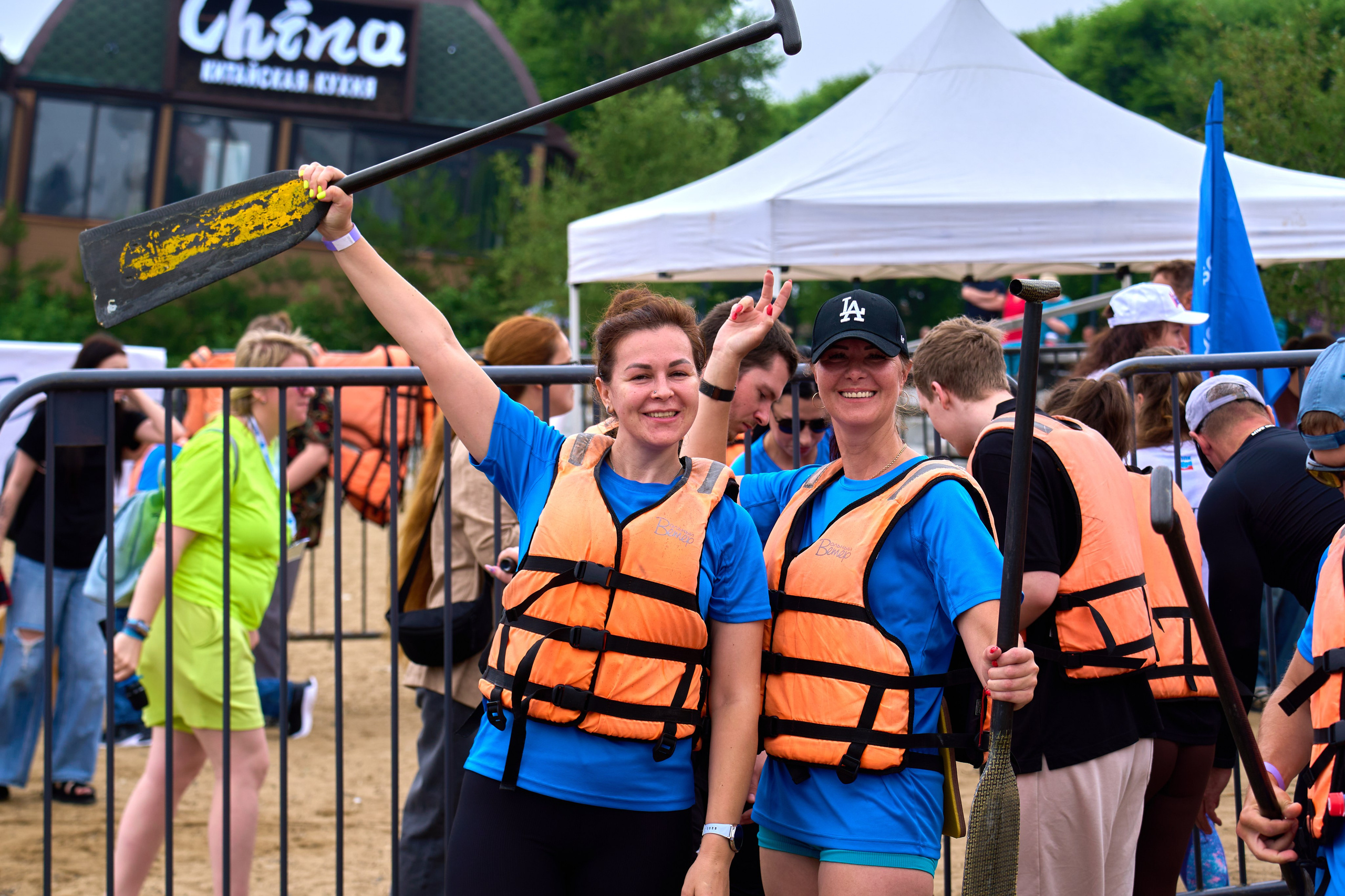 Соревнования на лодках дракон Айс Юнион. Фотограф во Владивостоке