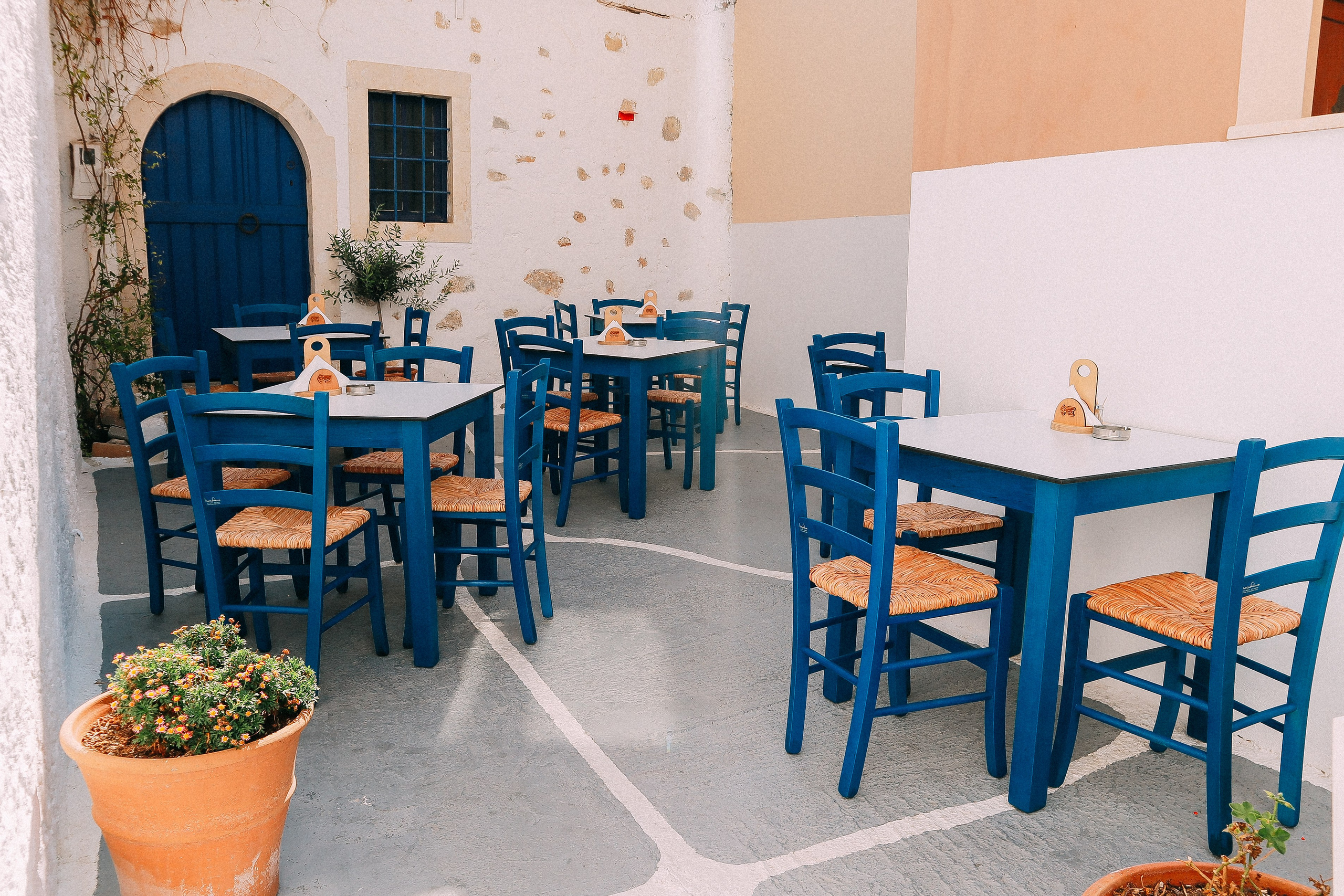 Крит. Аня Степанова