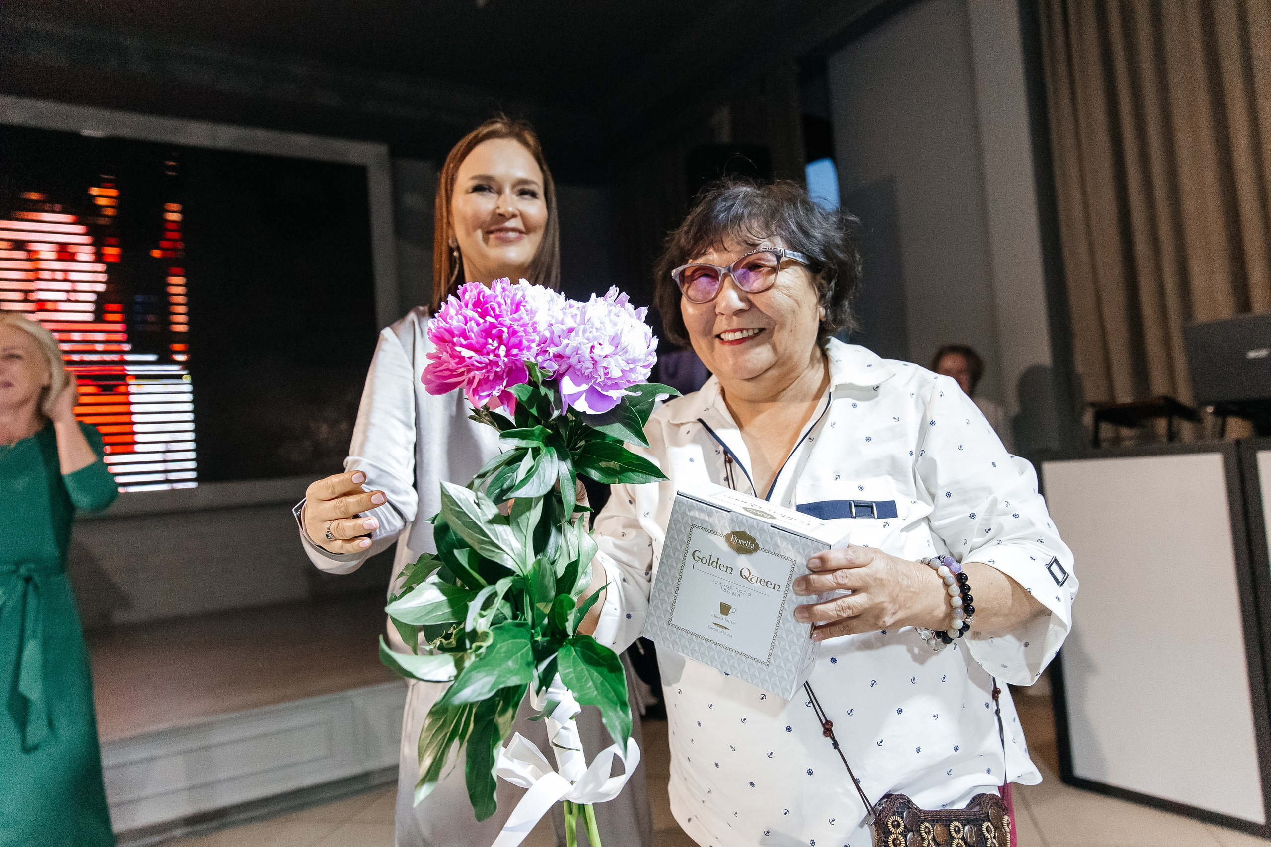 2023-06-23 Выпускной МБОУ СОШ № 10. Фотограф в Красноярске