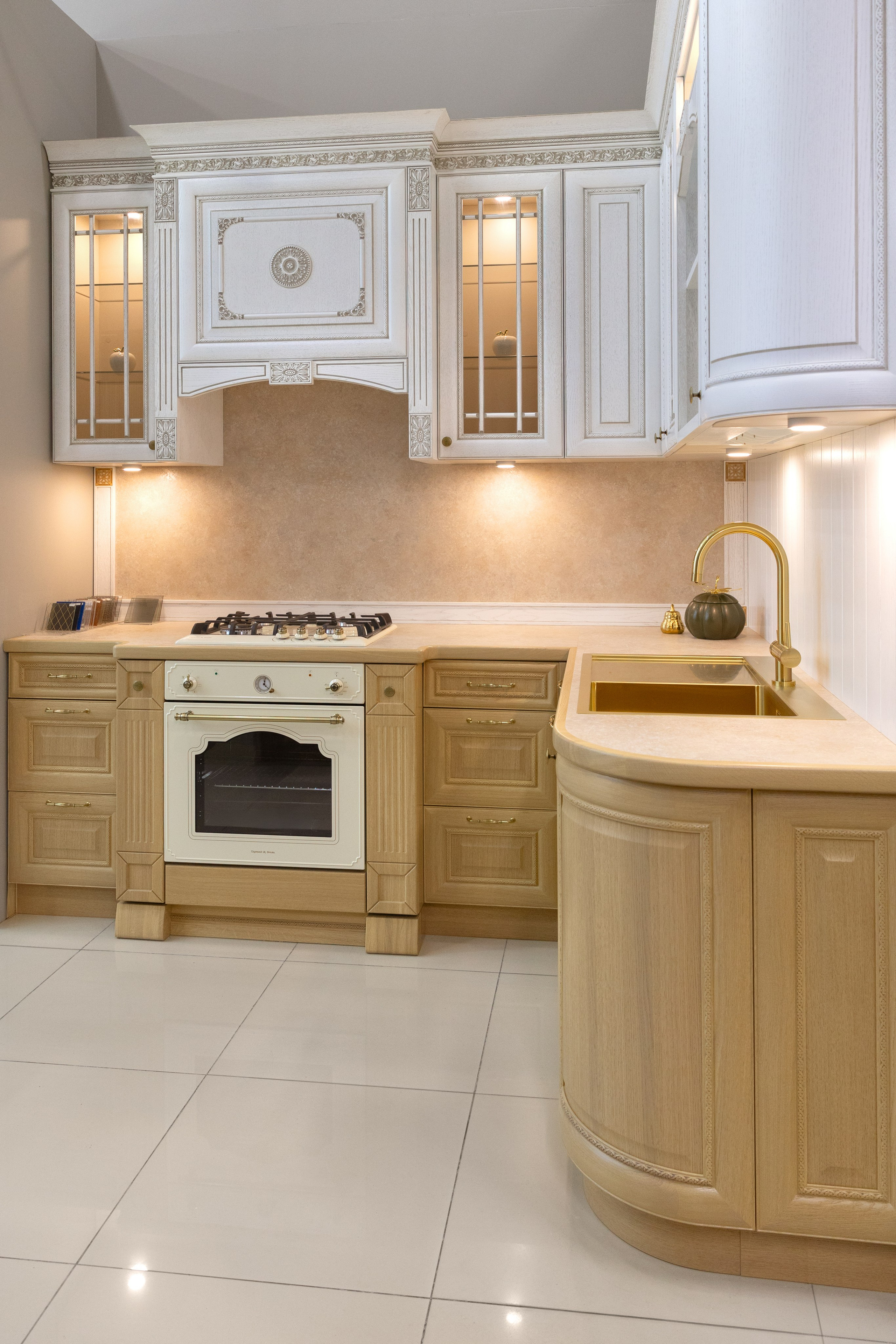 Салон кухонь в ТЦ Мозаика. Фотограф и видеограф Анна Домашенко