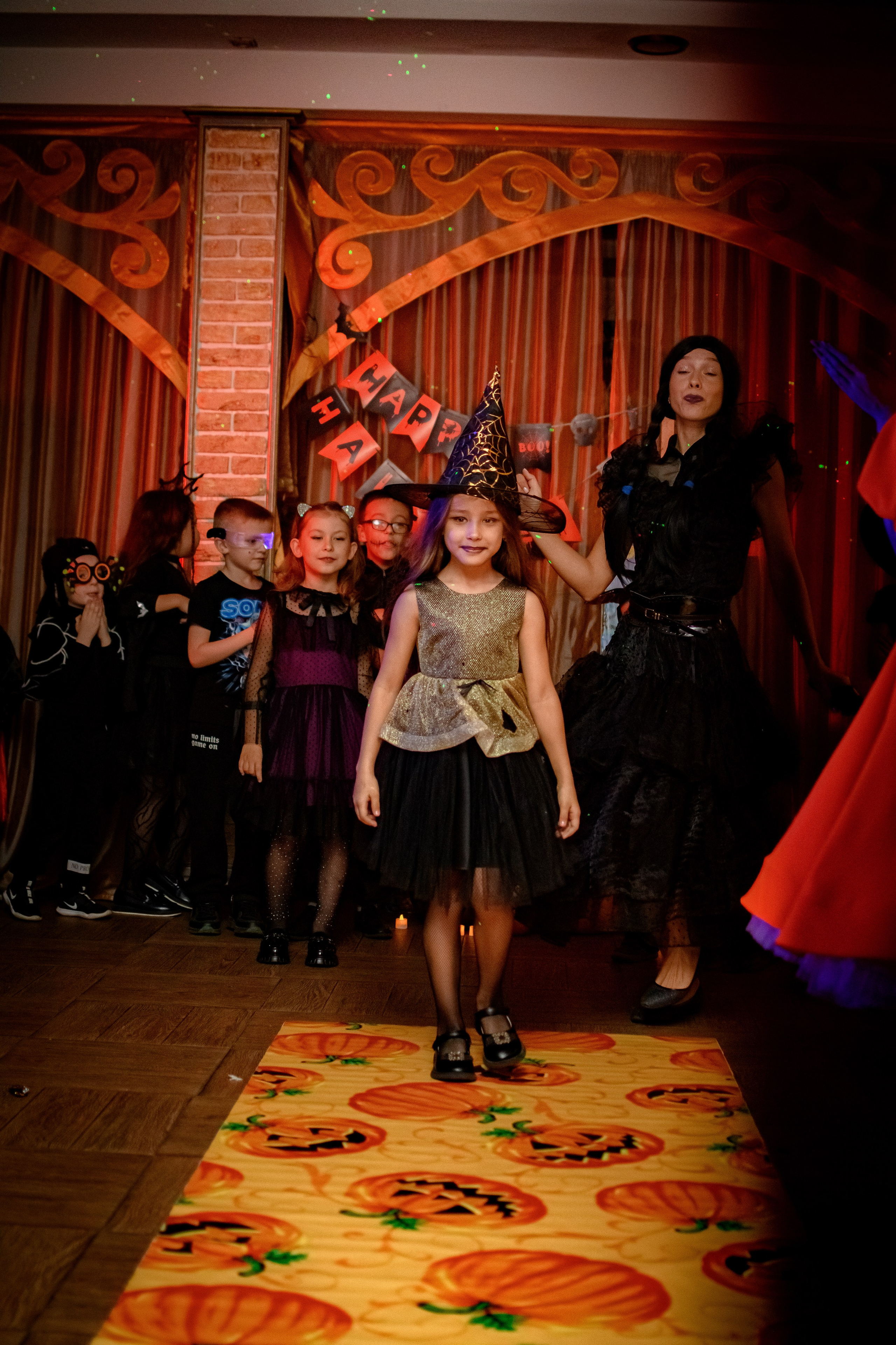 HALLOWEEN. Photokarish