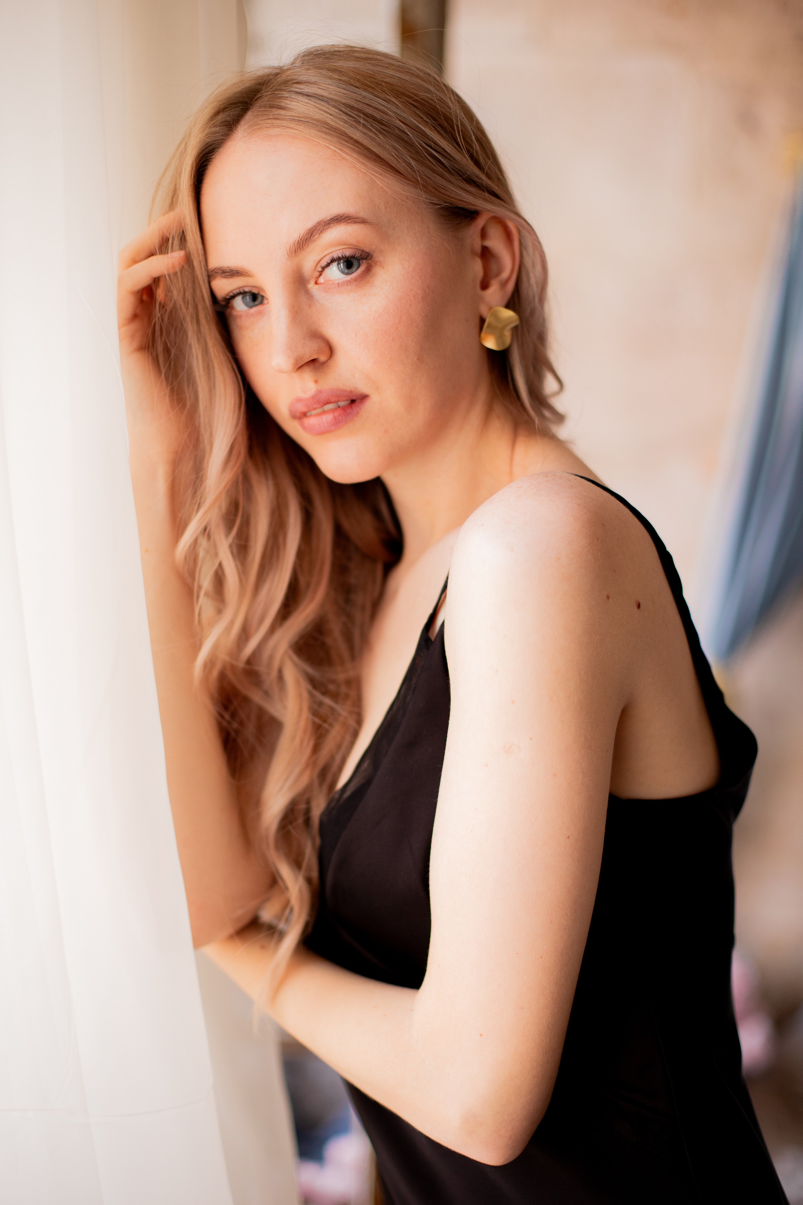 Съемка в живых пионах. Семейный и индивидуальный фотограф в Ростове-на-Дону