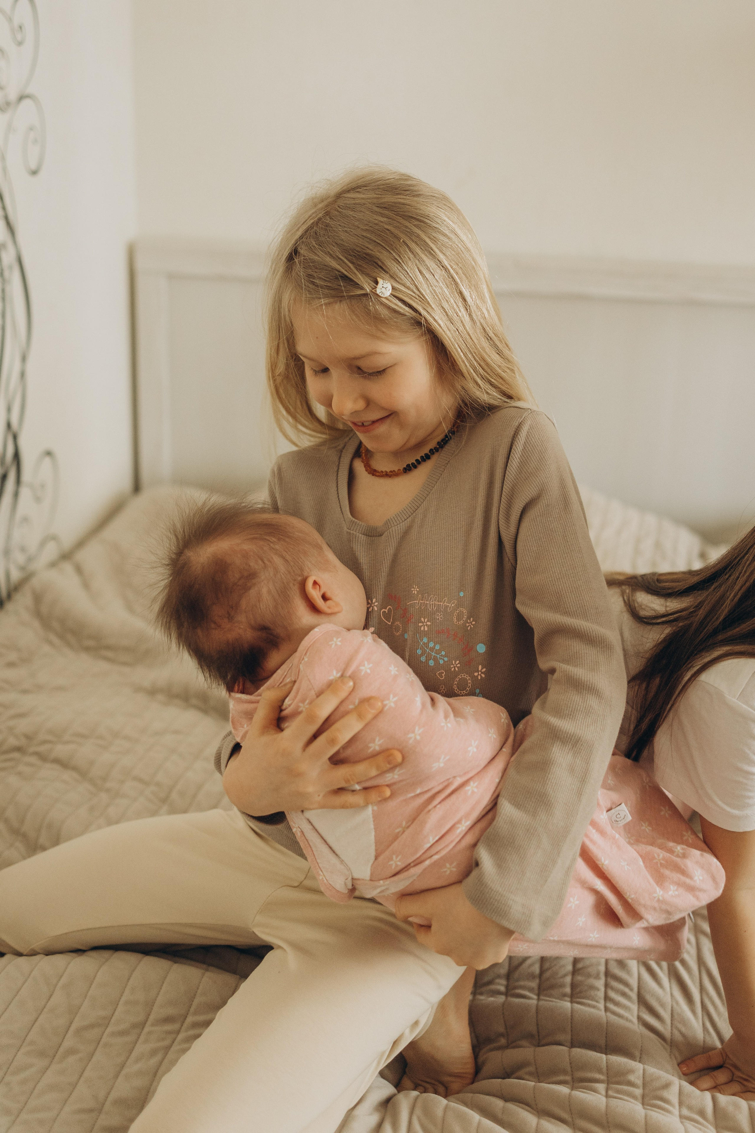 Эля, Вася, Алиса, Ева, Мира и Яся. Семейный фотограф в Москве Виктория Ястребинская