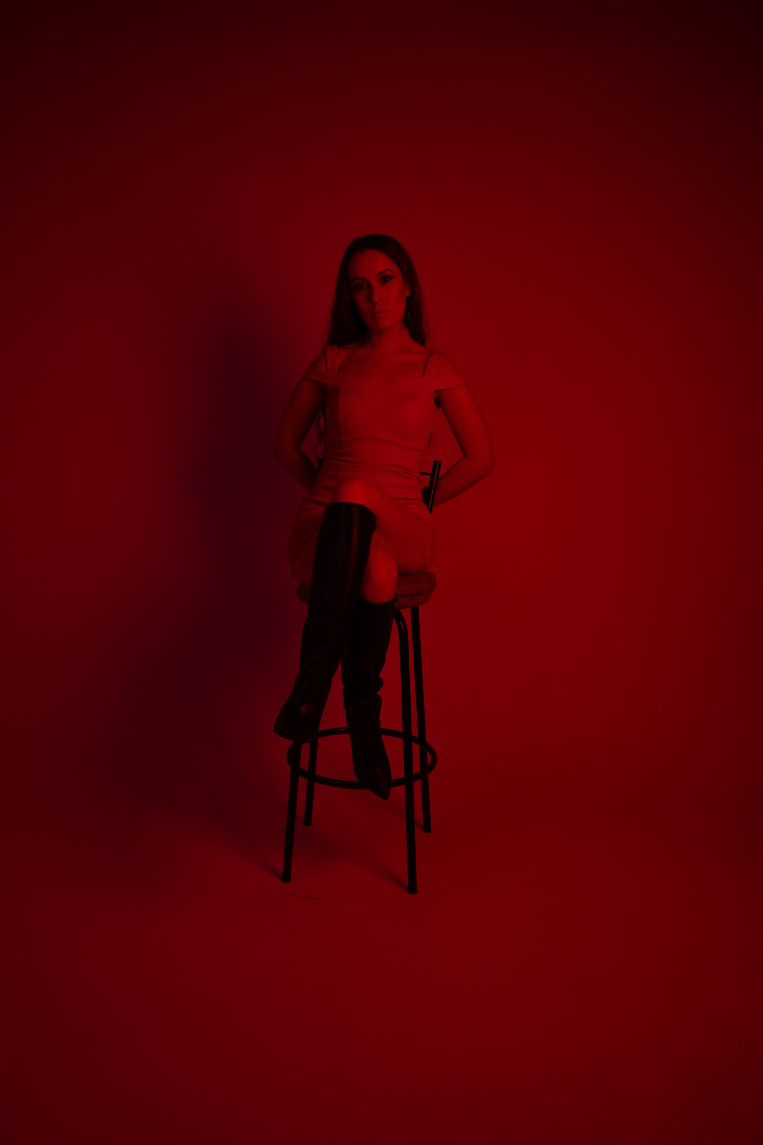 Фотосессия с цветным светом. Фотостудия автопортрета DOUBLE-YOU в Сургуте