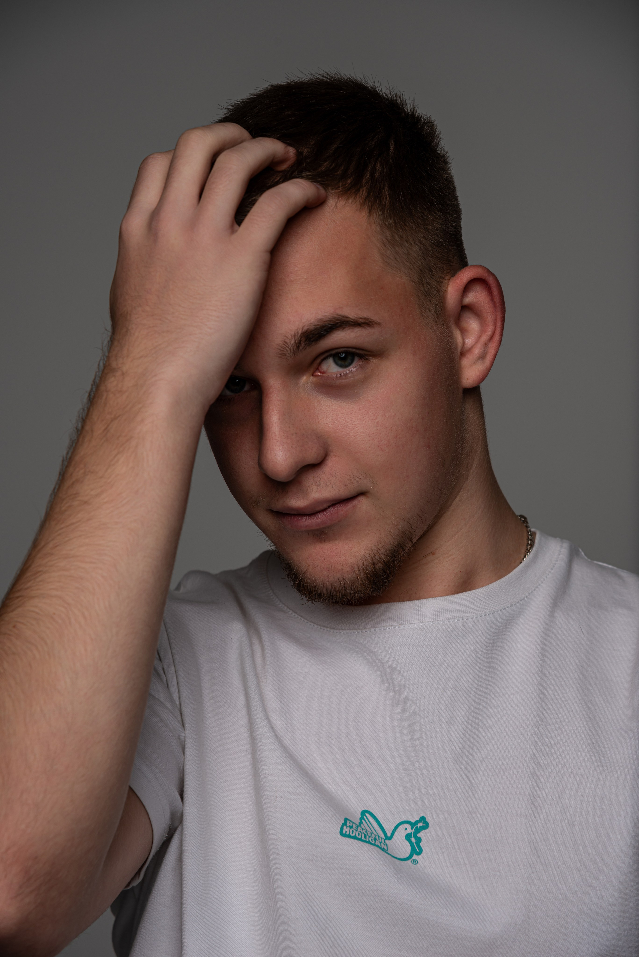 Мужской портрет. Фотография — это миг, который фиксирует вечность