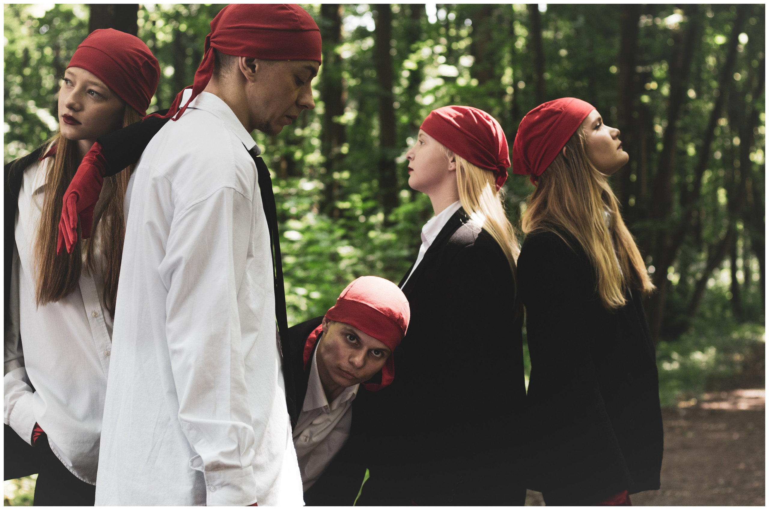 Коллектив TODES. Портретный фотограф в Орле. Готовые фото за 3 дня! Помощь в позировании. Советы по организации