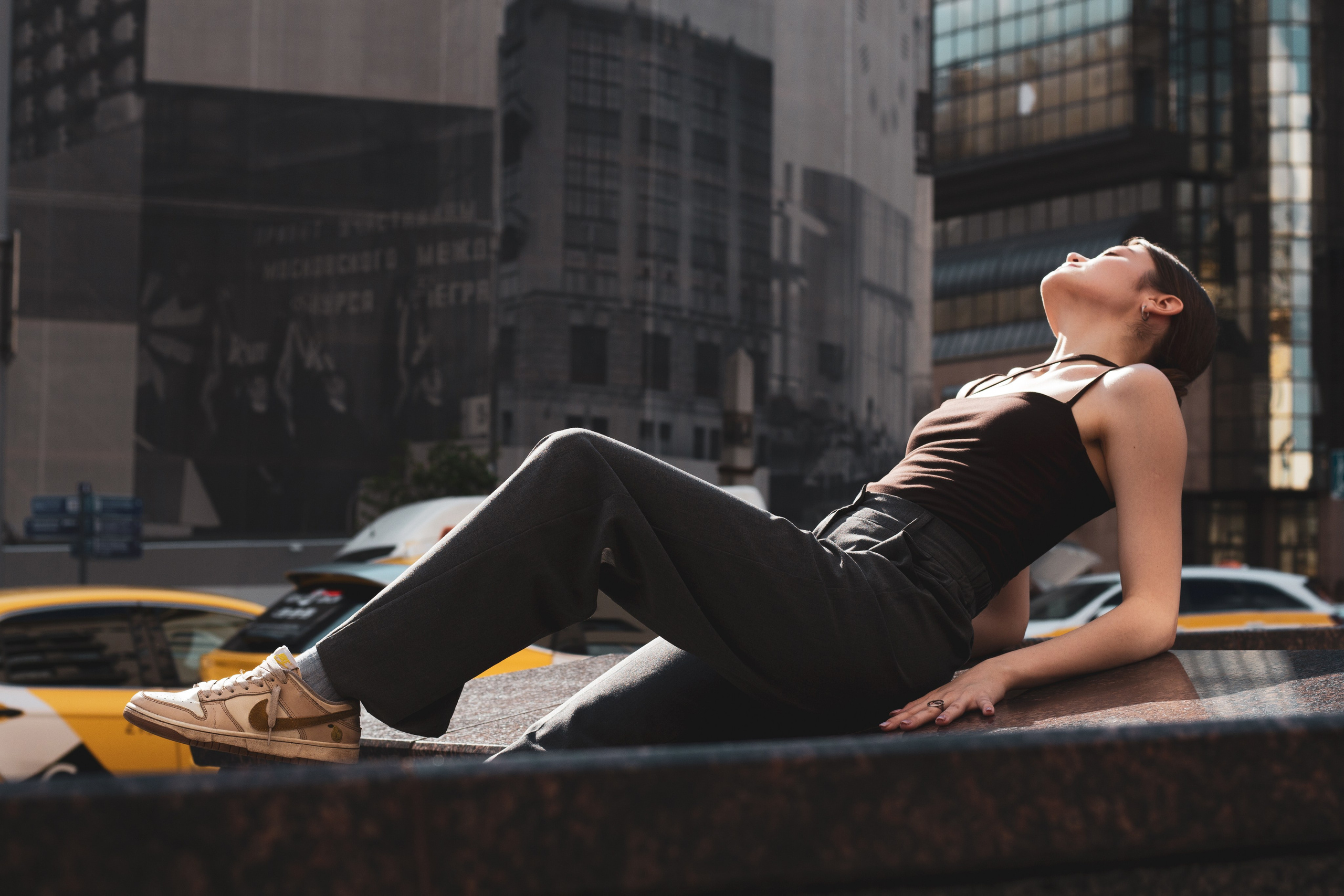 Уличная съемка — Виктория. Портретный фотограф в Орле. Готовые фото за 3 дня! Помощь в позировании. Советы по организации