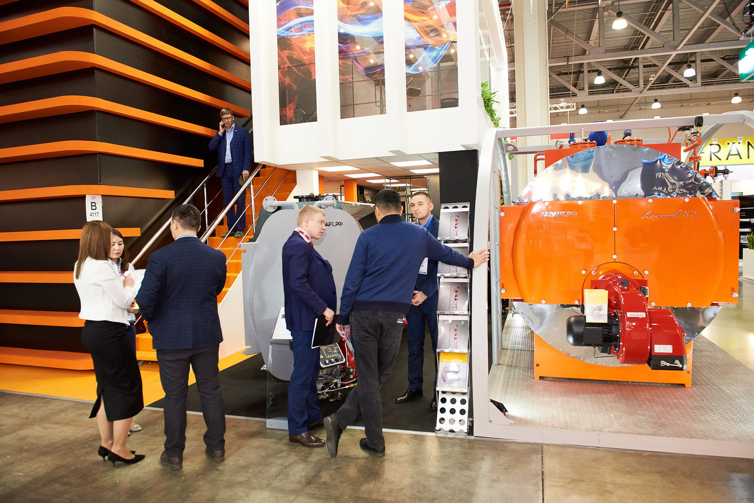 Фотосъемка выставок, стендов и деловых событий — Герман Лепёхин. Герман Лепёхин коммерческий фотограф в Москве: репортаж, портреты, интерьеры, производство