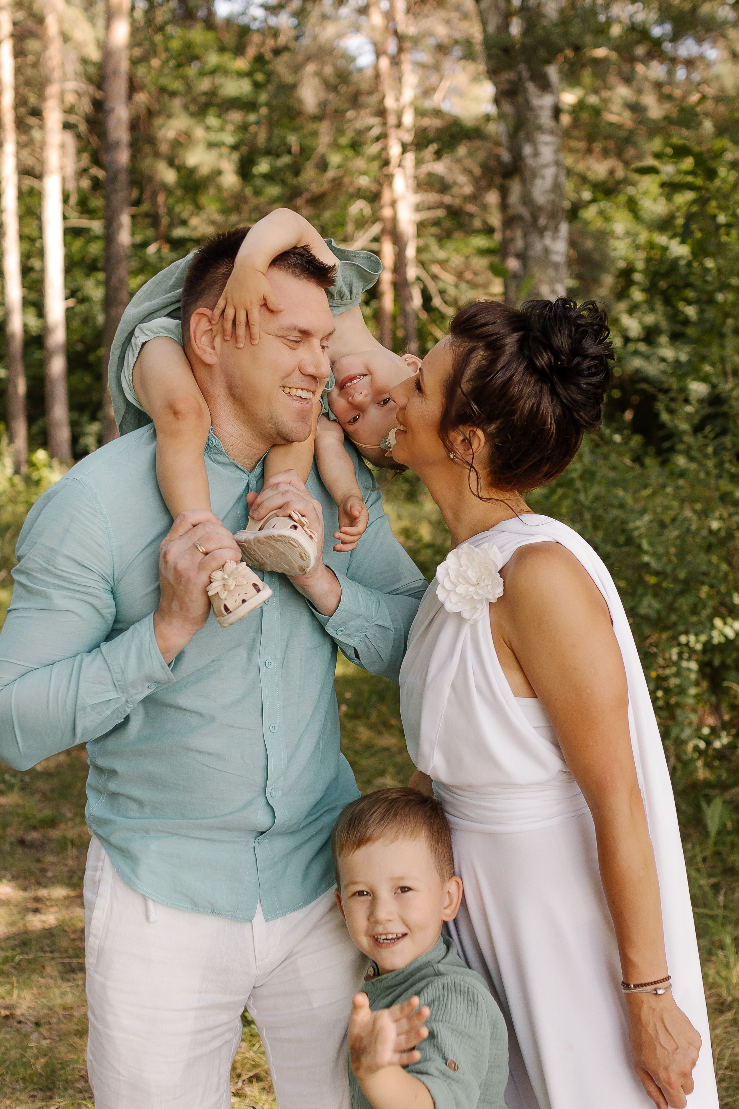 Светлана и Сергей 10 лет спустя. Семейный и детский фотограф в Челябинске Елена Вышегородцева