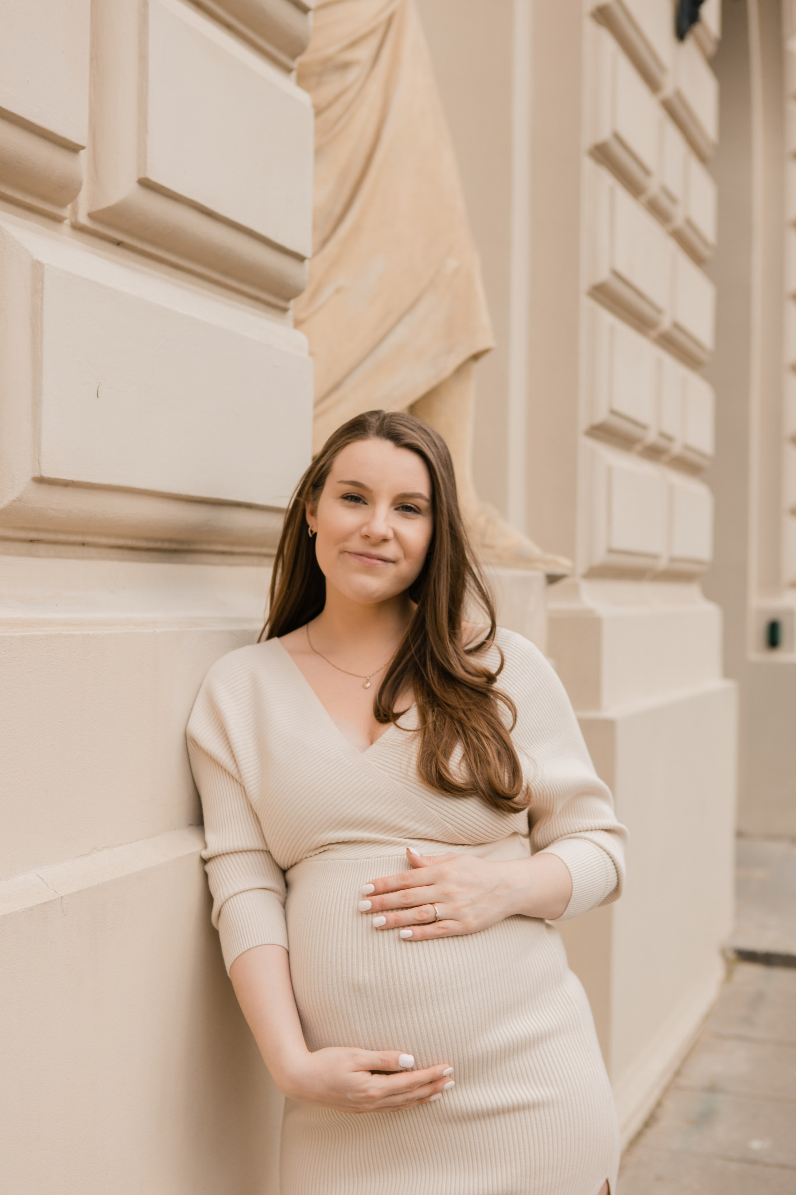 Семейная фотосессия Андрея и Марии. Видеосъемка и фотосъемка свадеб. Фотограф и оператор на свадьбу. Видеосъемка подкастов, собственная видео-фотостудии. Предметная фотосъемка