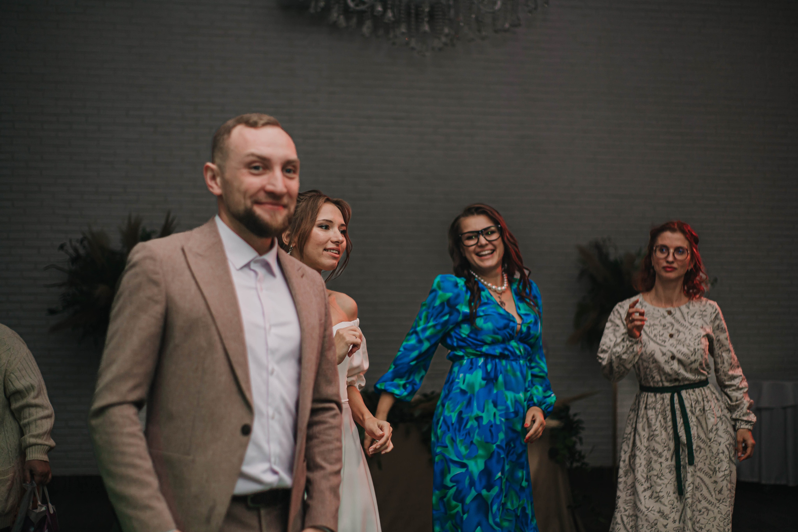 Вячеслав и Анастасия (пакет «Весь день»). Фотограф Дарья Маташкова