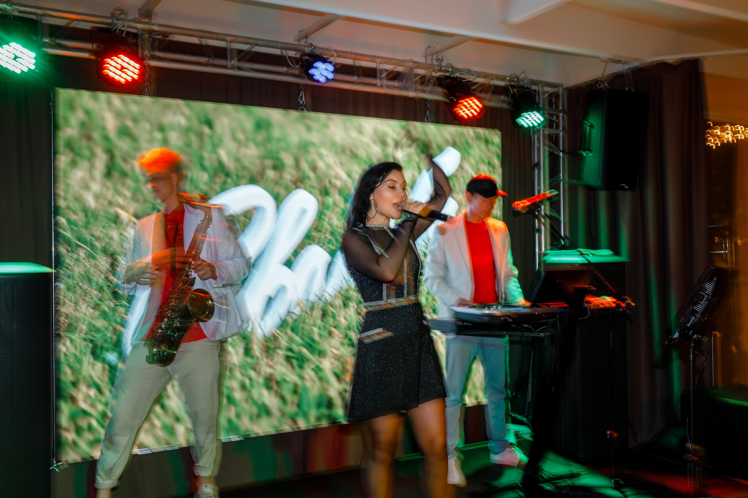 Анонс свадьбы Сергея и Елены. Свадебный фотограф в Крыму и Севастополе Ольга Баскакова