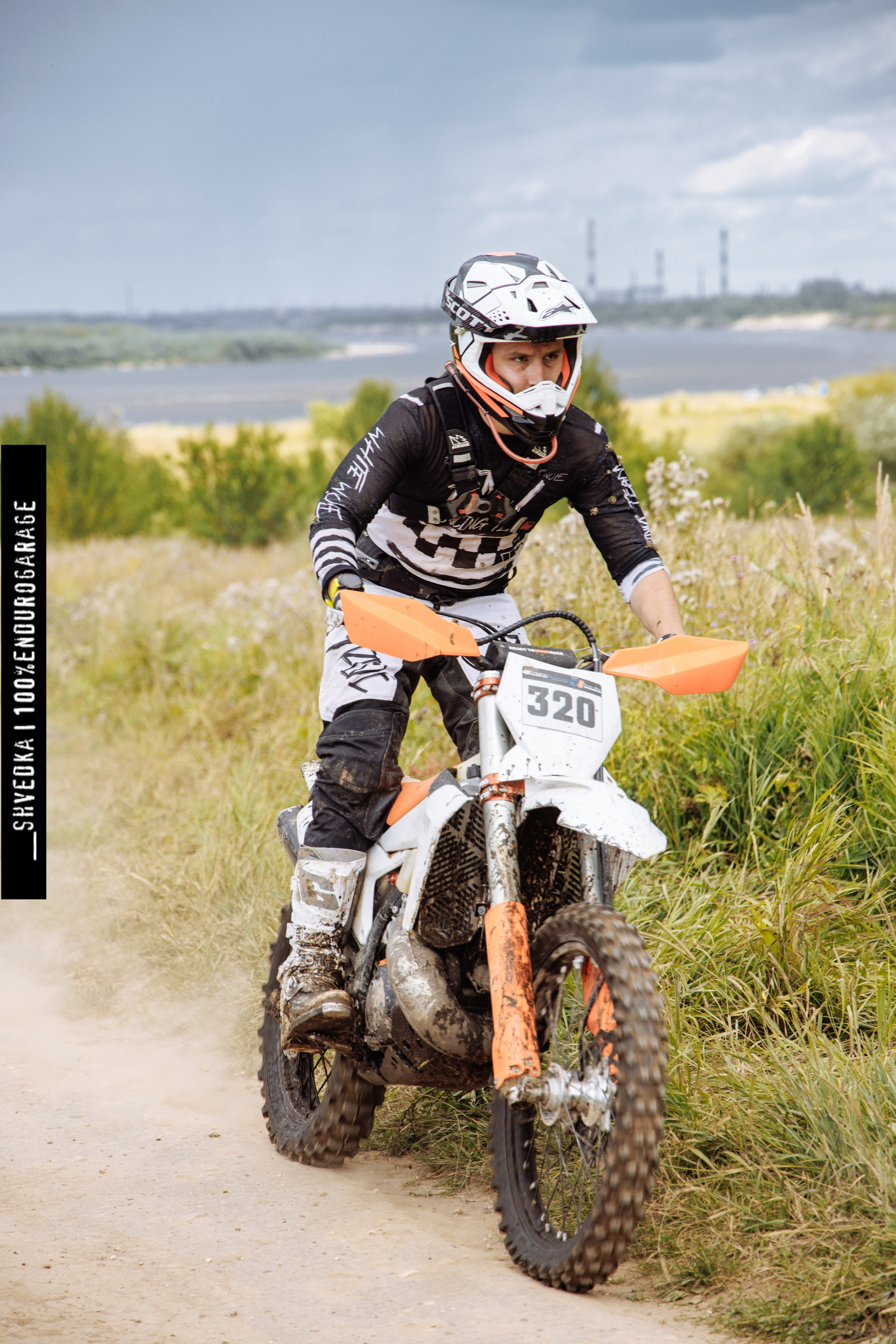 ПЕРВЫЙ ЛЕСНОЙ ДЕНЬ. Ваш экстрим фотограф Кудрева Яна