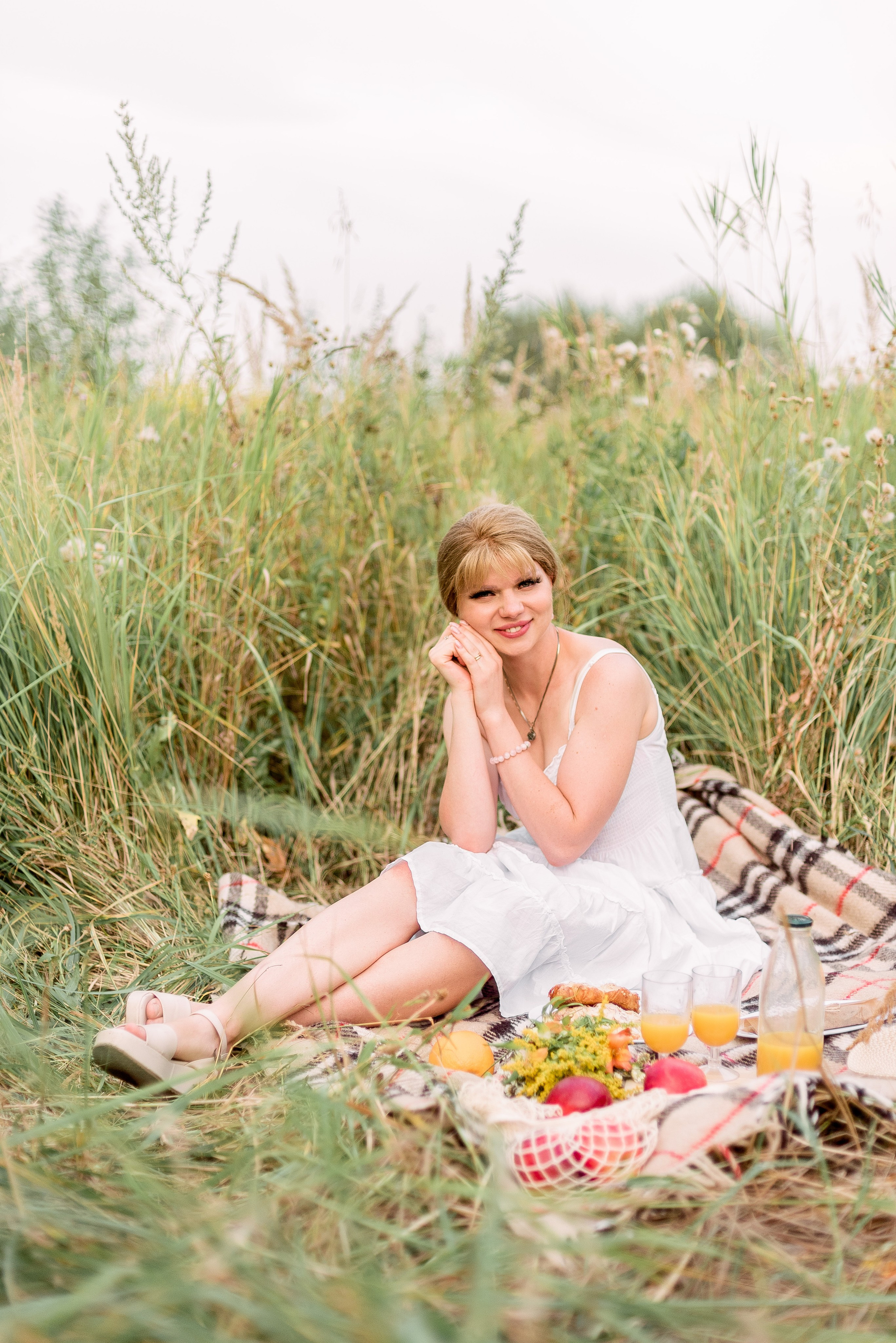 В поле. Фотограф Юлия Попова