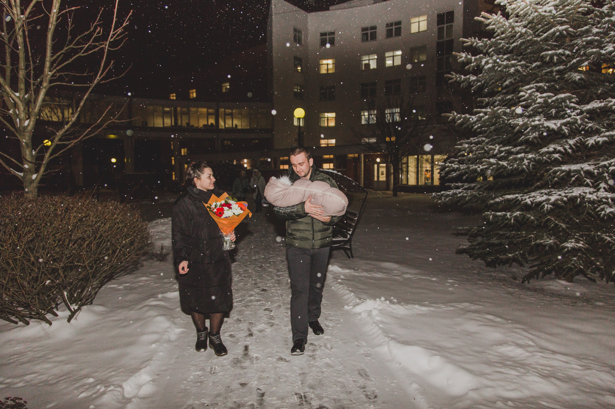 Выписка 28 января. Свадебный фотограф Александр Абрамов Москва / Зеленоград