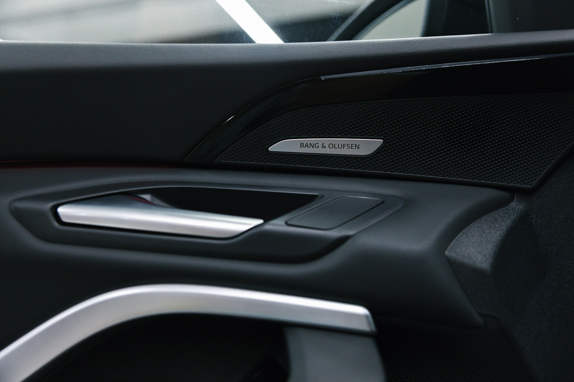 Audi Q5 Sportback 40 TFSI 2.0 quattro S tronic (204 л. с.). Автосалон «Х-Авто»