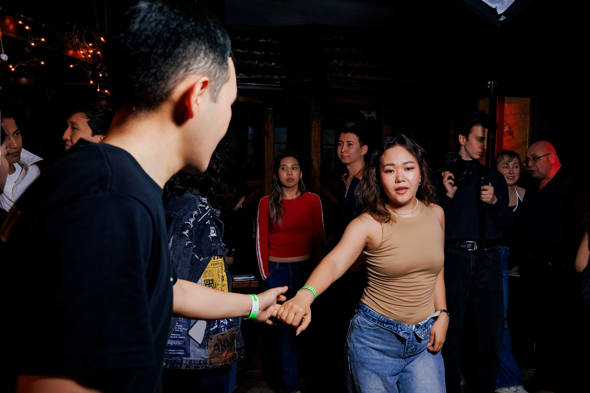 Bachata party-Tirol. Репортажный фотограф в Алматы Каюпов Сержан