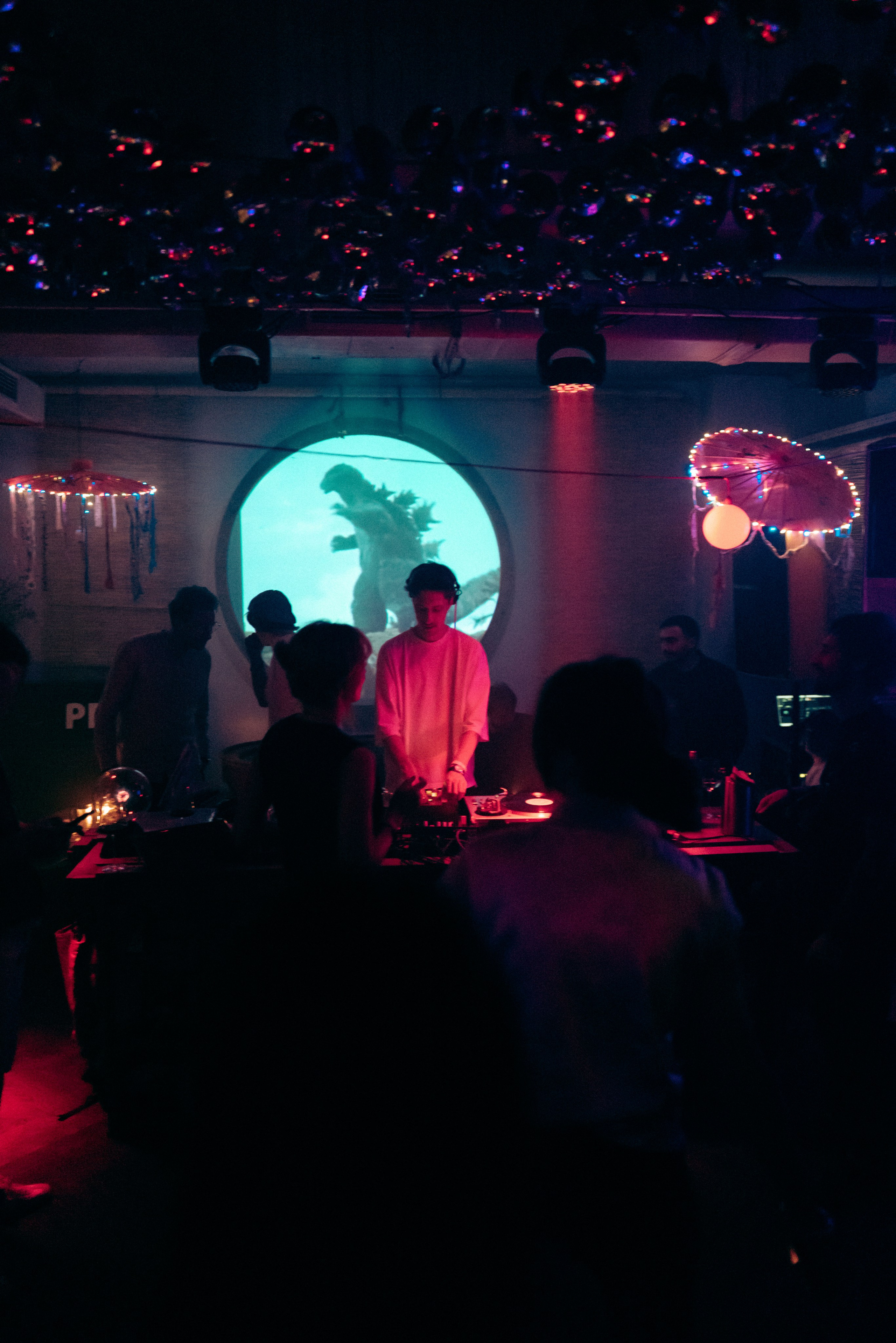 Leveldva. Репортажный и клубный фотограф Москва