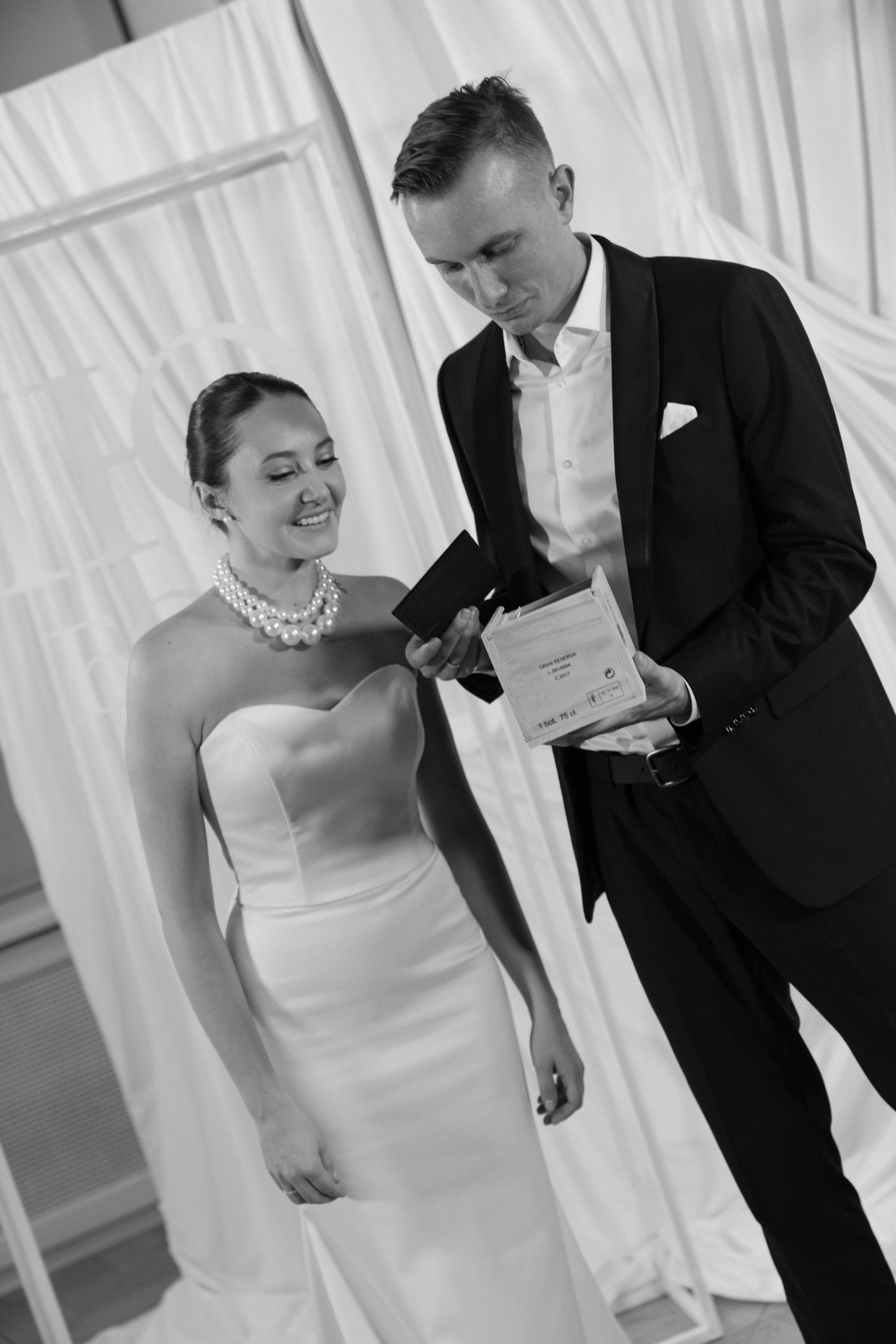 Любовь насквозь видно. Свадебный фотограф Наташа Брифли