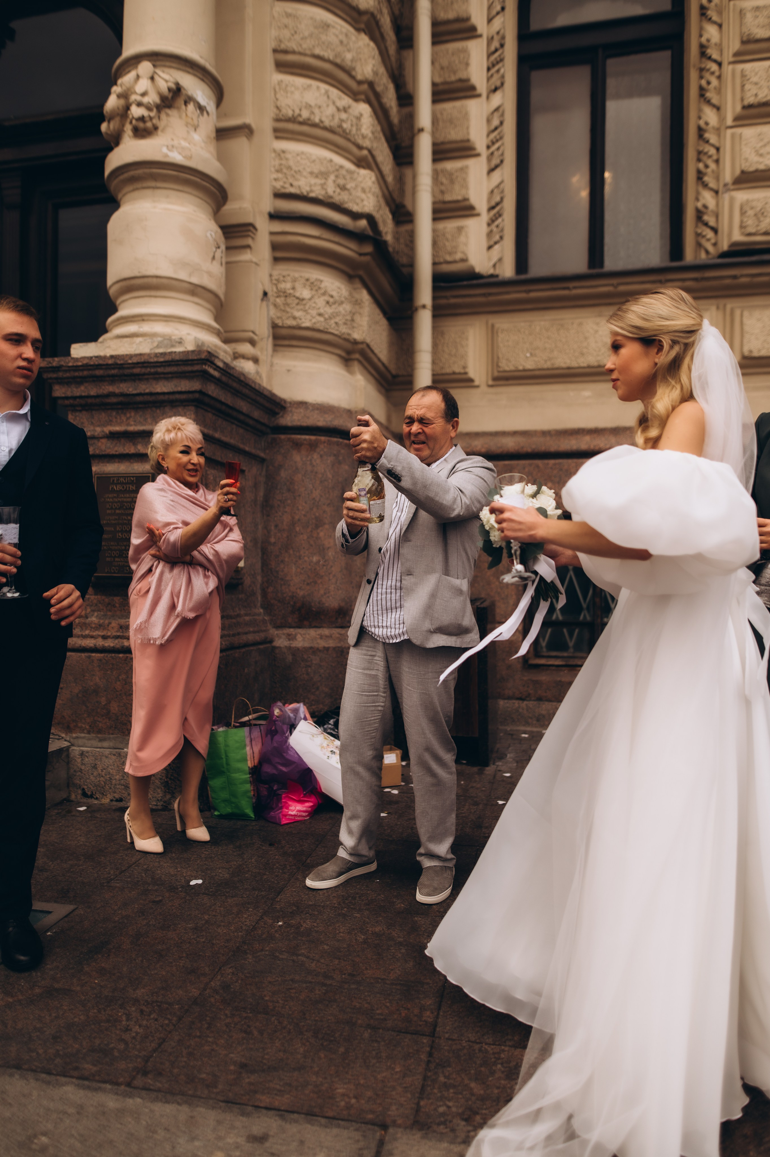 1ый загс+фотопрогулка свадьба. Фотограф ПИТЕР СПБ Надежда Баранова