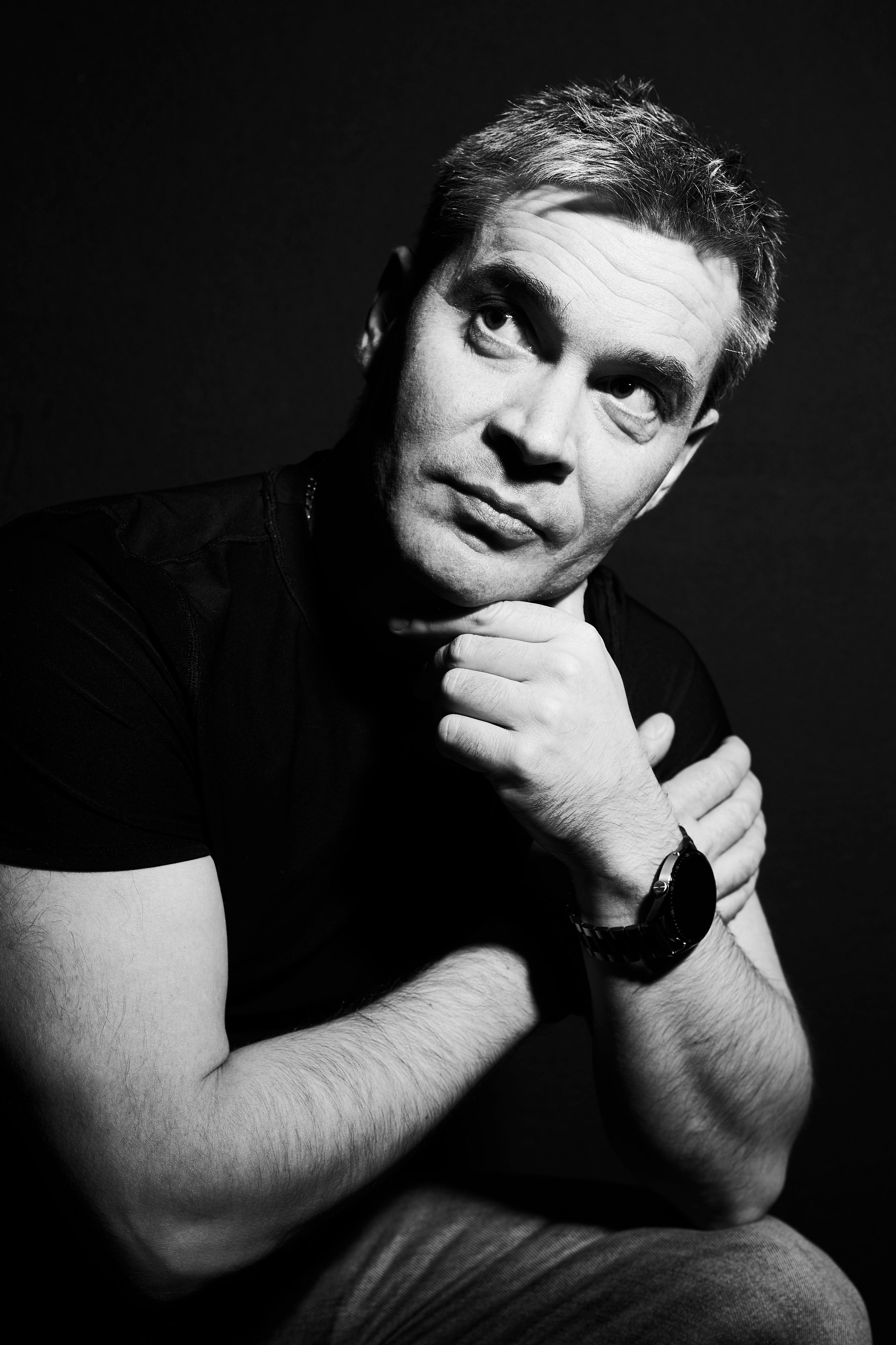 Мужской портрет в студии. Анна Потявина. Фотограф Москва